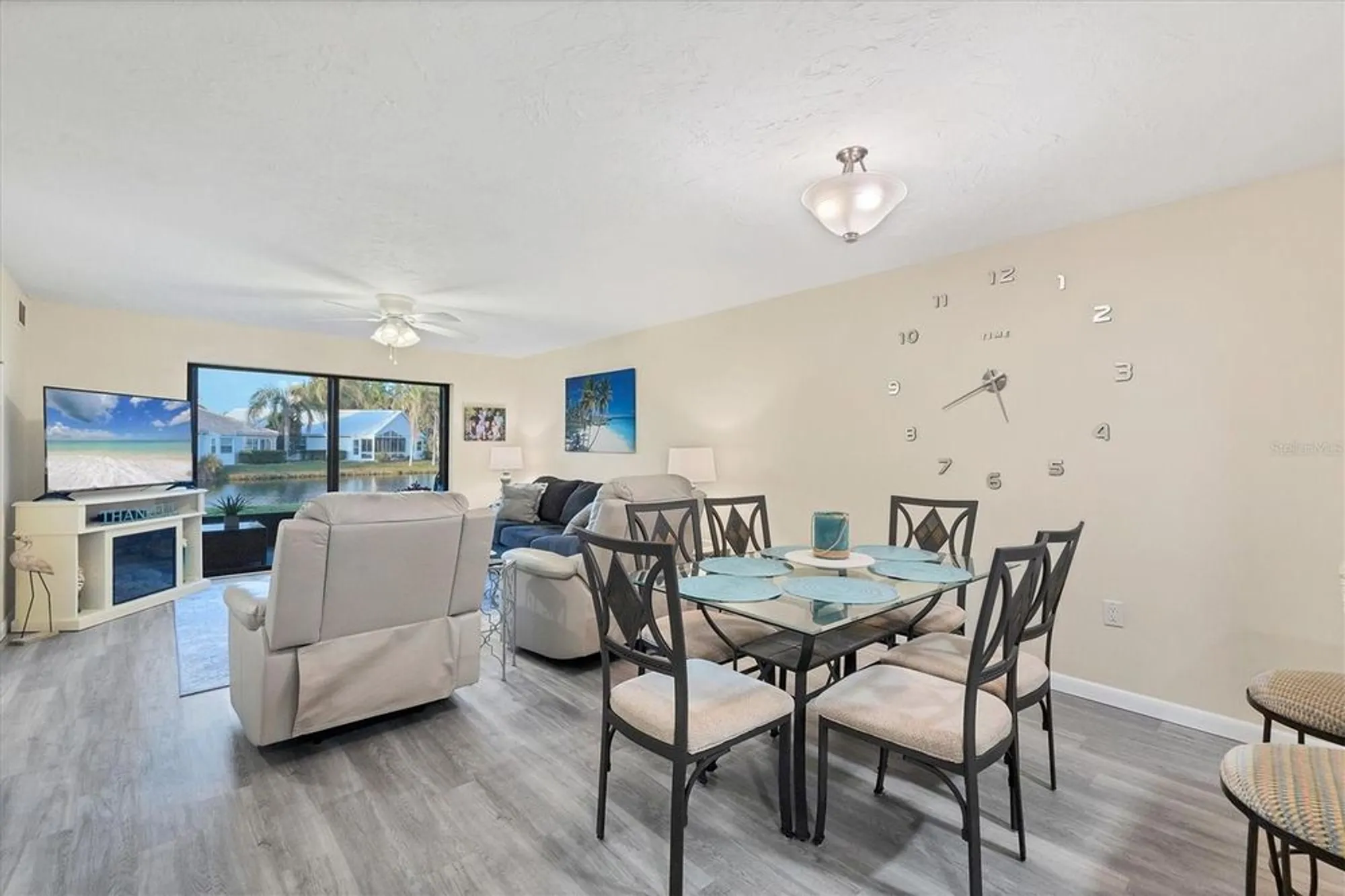 Property Slideshow image 12 of 33 | 1100 capri isles blvd apt 317, Venice, FL, 34292