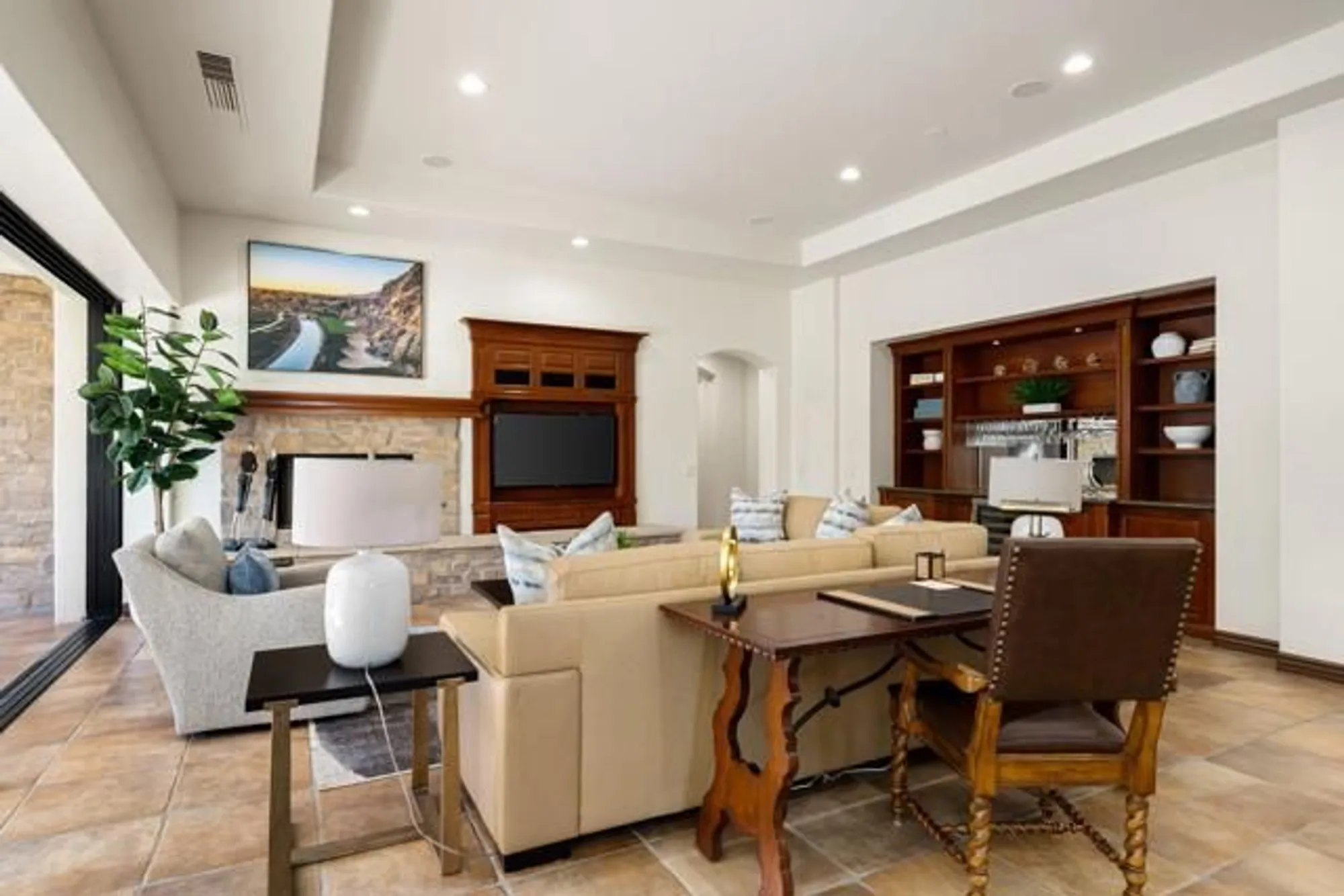 Property Slideshow image 13 of 55 | 54125 e residence club drive dr 22-02, La Quinta, CA, 92253