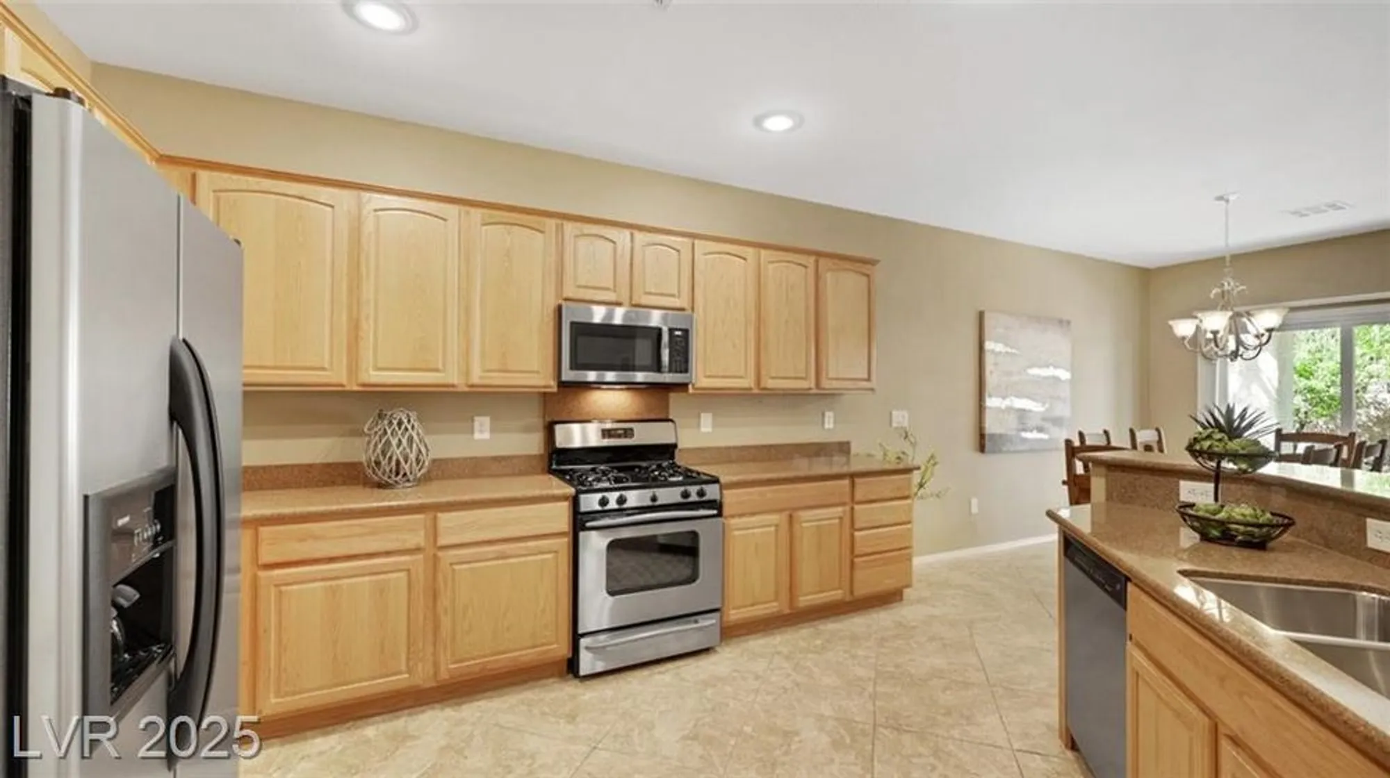 Property Slideshow image 28 of 65 | 2119 burtonsville dr, Henderson, NV, 89044
