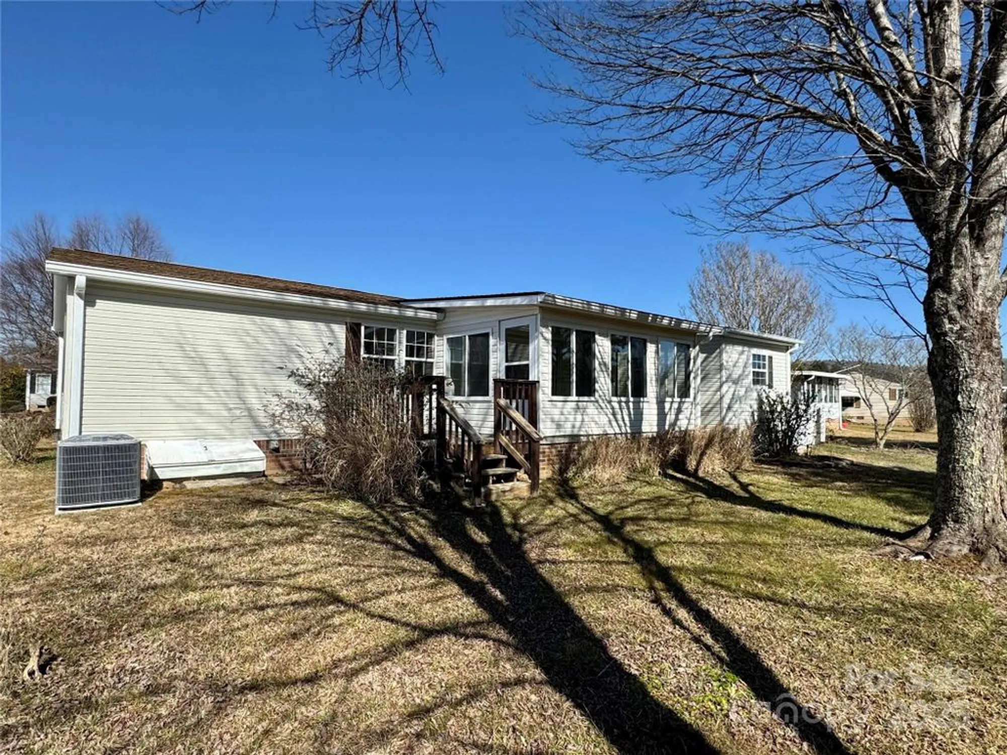 Property Slideshow image 24 of 26 | 436 riverwind dr, Hendersonville, NC, 28739