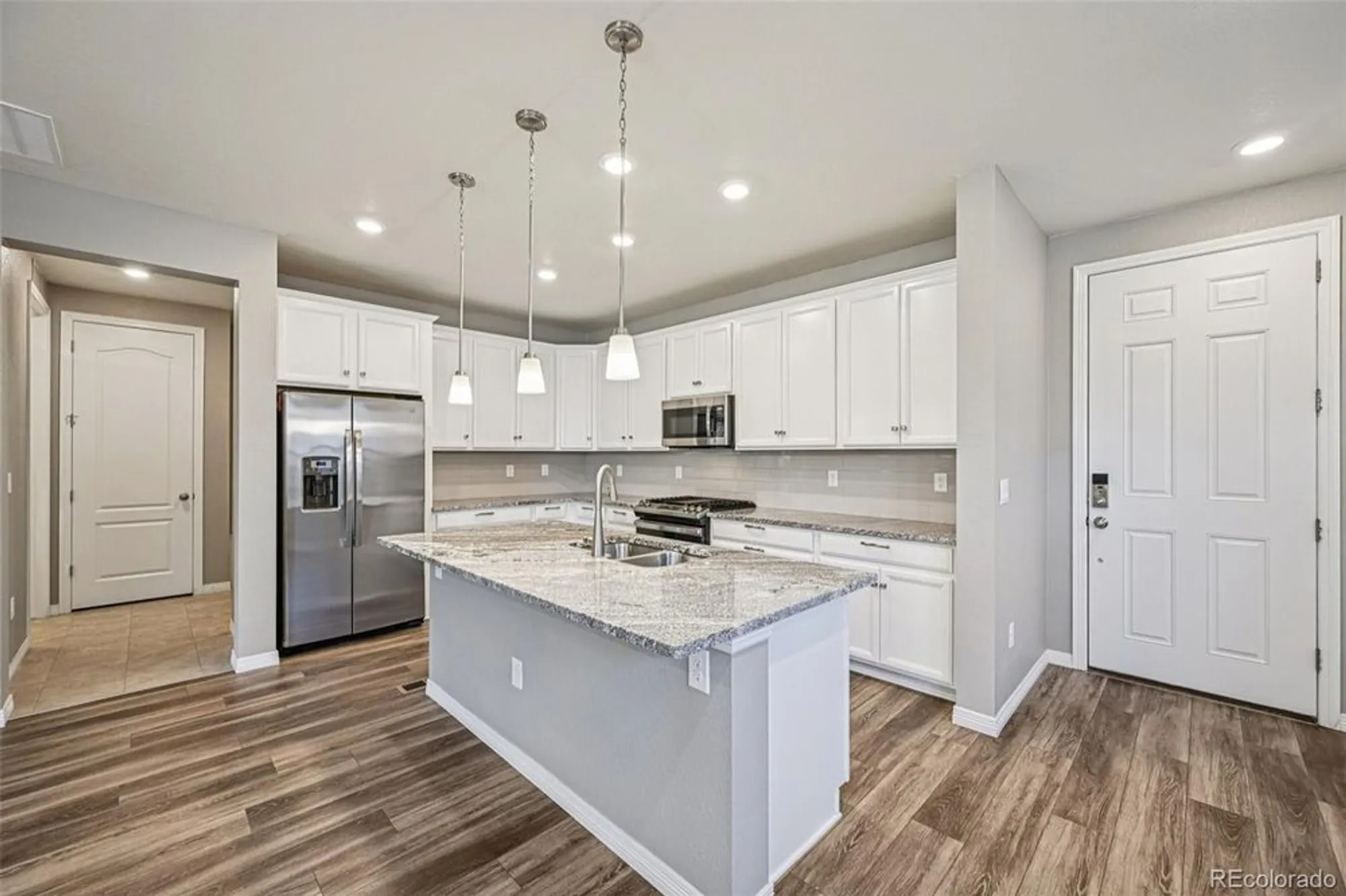 Property Slideshow image 15 of 50 | 7834 plateau creek ln, Littleton, CO, 80125