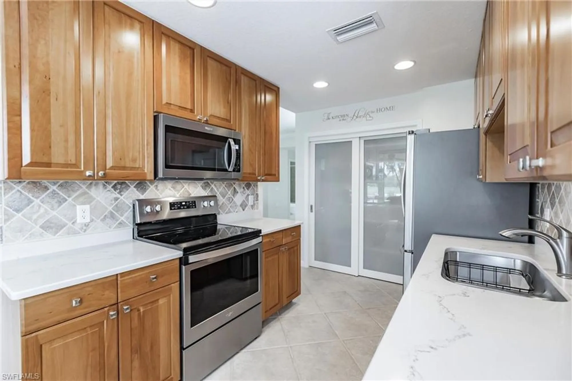 Property Slideshow image 13 of 49 | 3071 meandering way apt 101, Fort Myers, FL, 33905