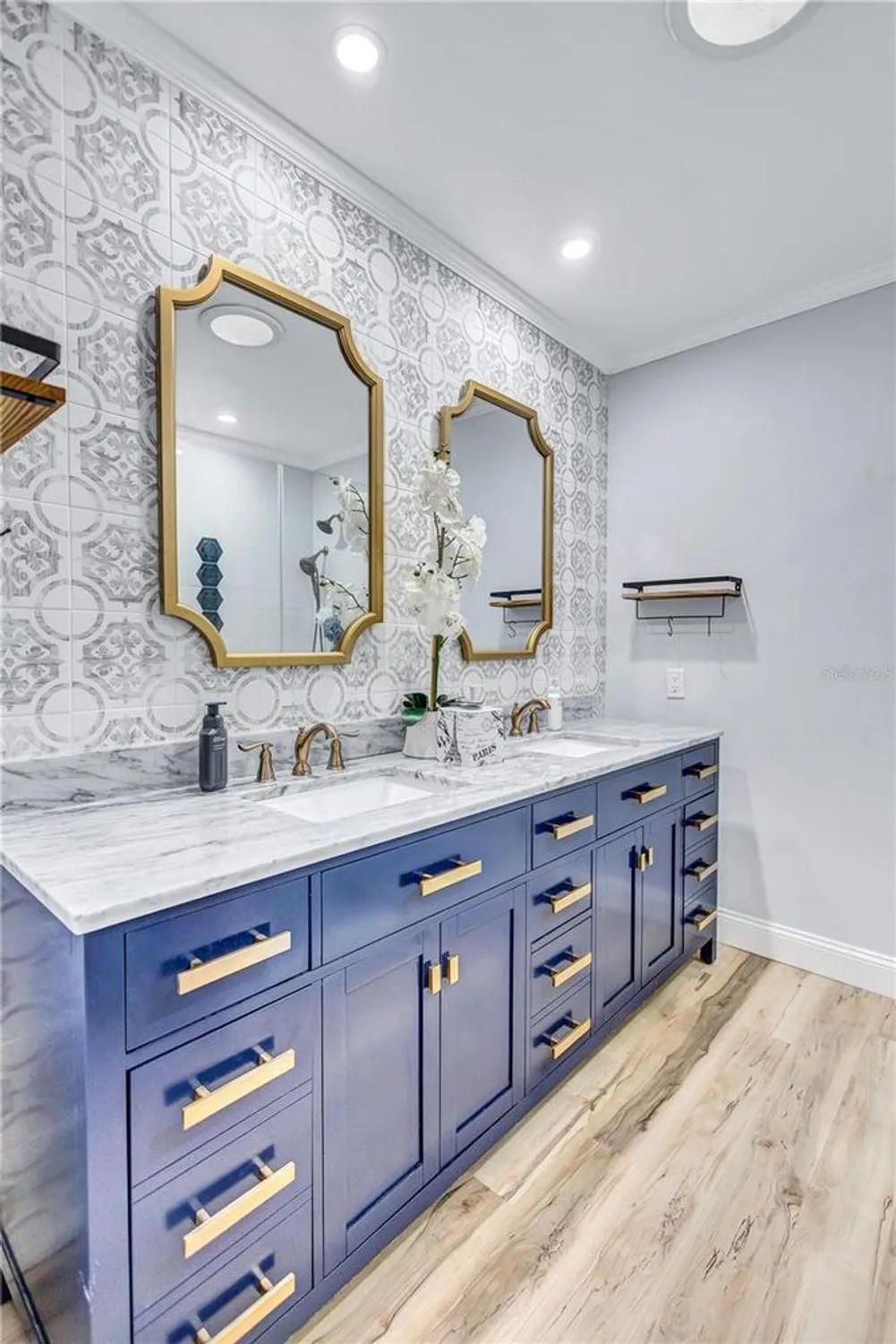 Property Slideshow image 20 of 66 | 3390 stonehaven ct a, Palm Harbor, FL, 34684