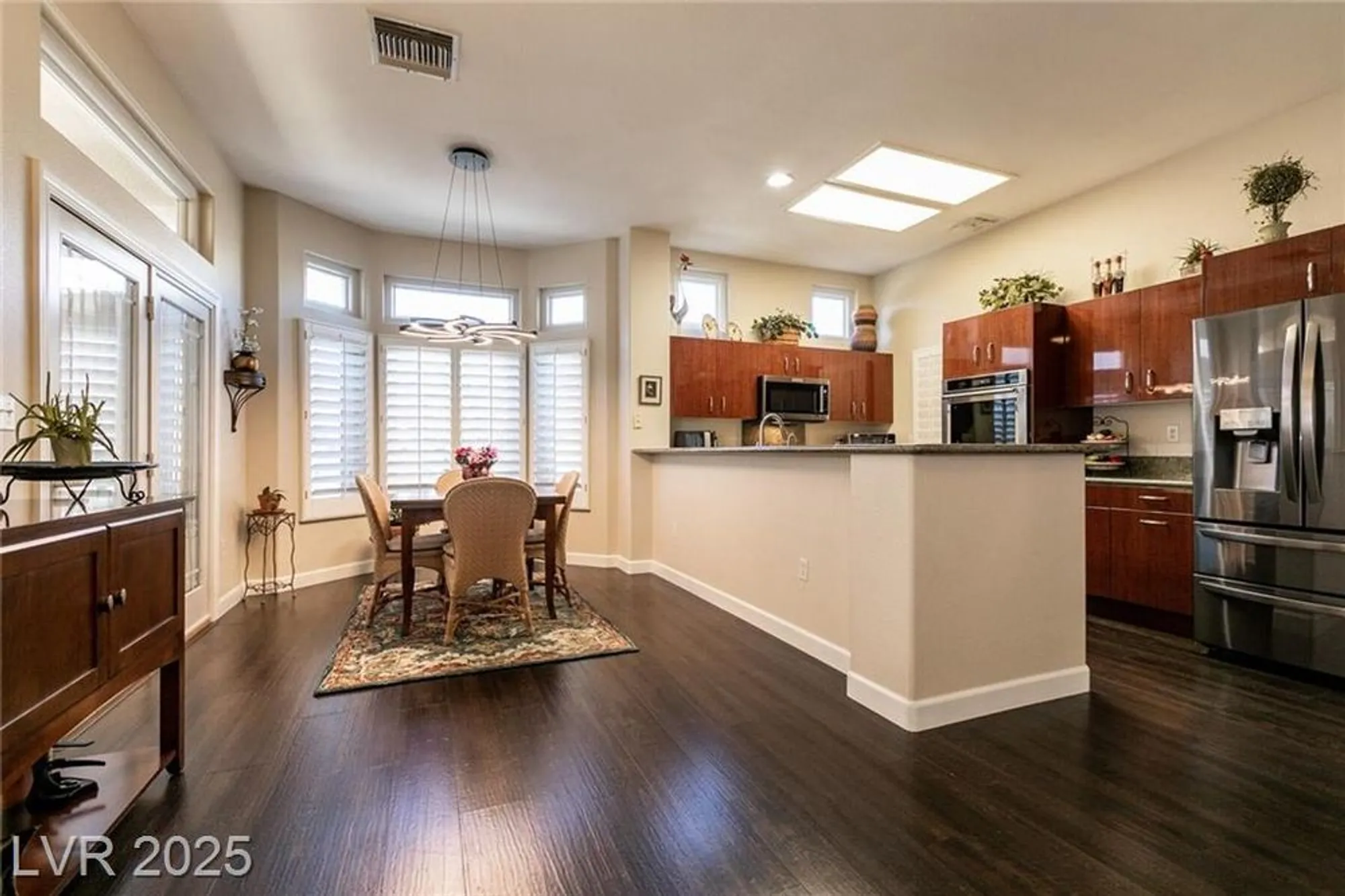 Property Slideshow image 12 of 46 | 1901 capestone st, Las Vegas, NV, 89134