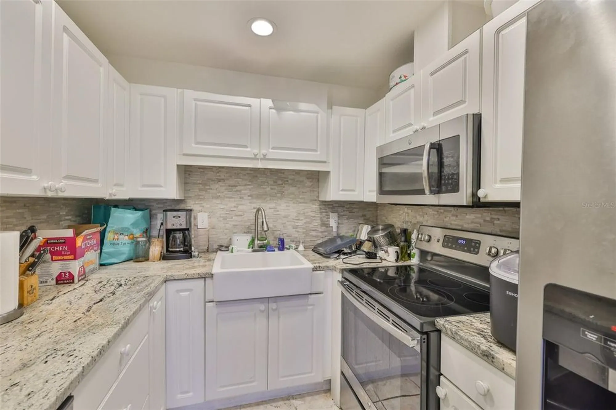 Property Slideshow image 13 of 55 | 1905 canterbury ln unit 17, Sun City Center, FL, 33573