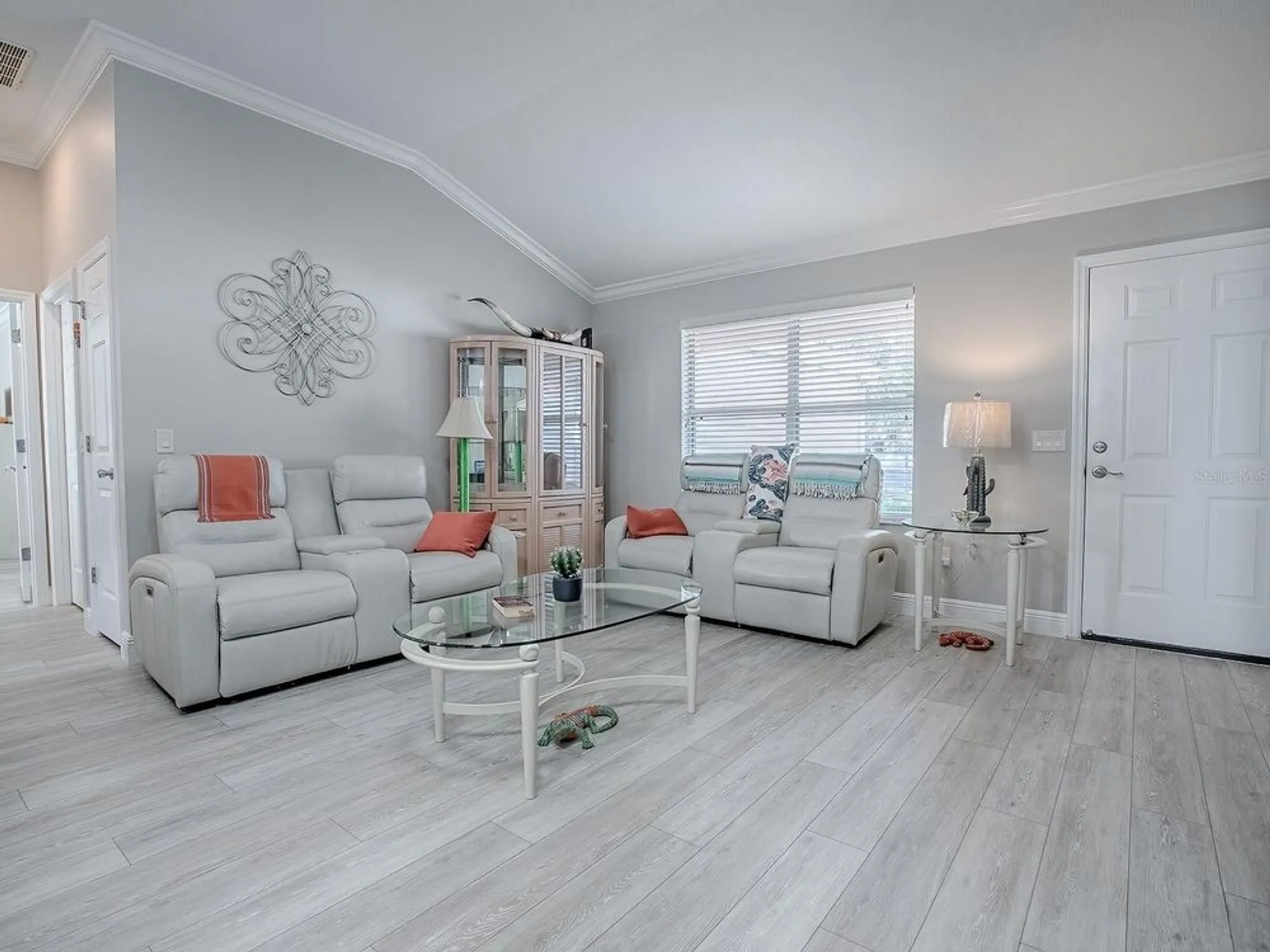 Property Slideshow image 7 of 42 | 421 aldama ave, The Villages, FL, 32159