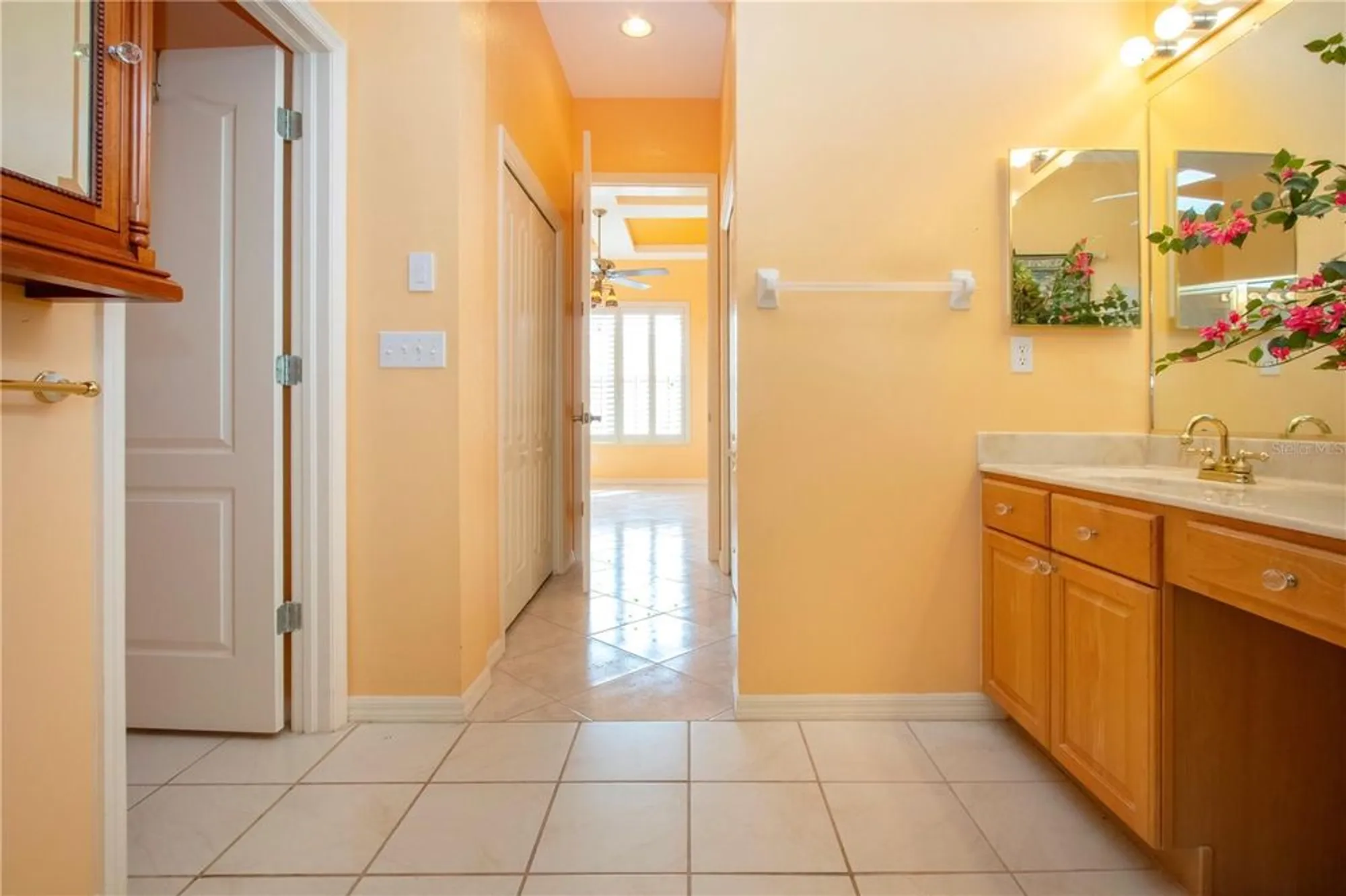 Property Slideshow image 48 of 74 | 1115 signature dr, Sun City Center, FL, 33573