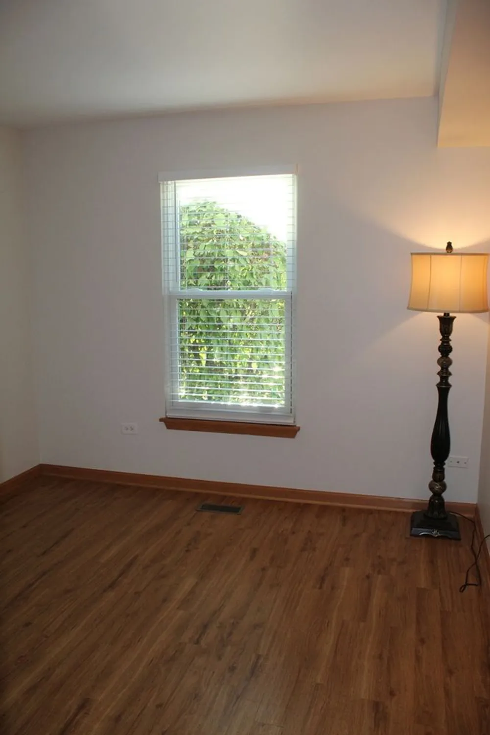 Property Slideshow image 27 of 43 | 13832 s balsam ln d, Plainfield, IL, 60544