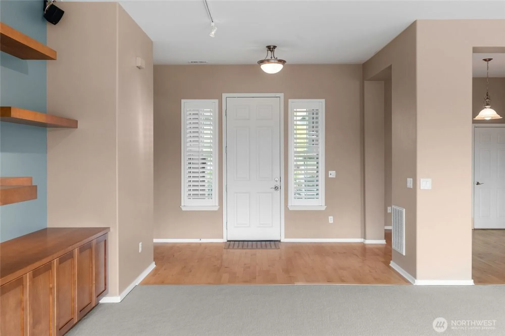 Property Slideshow image 4 of 40 | 4420 vashon dr, Lacey, WA, 98516