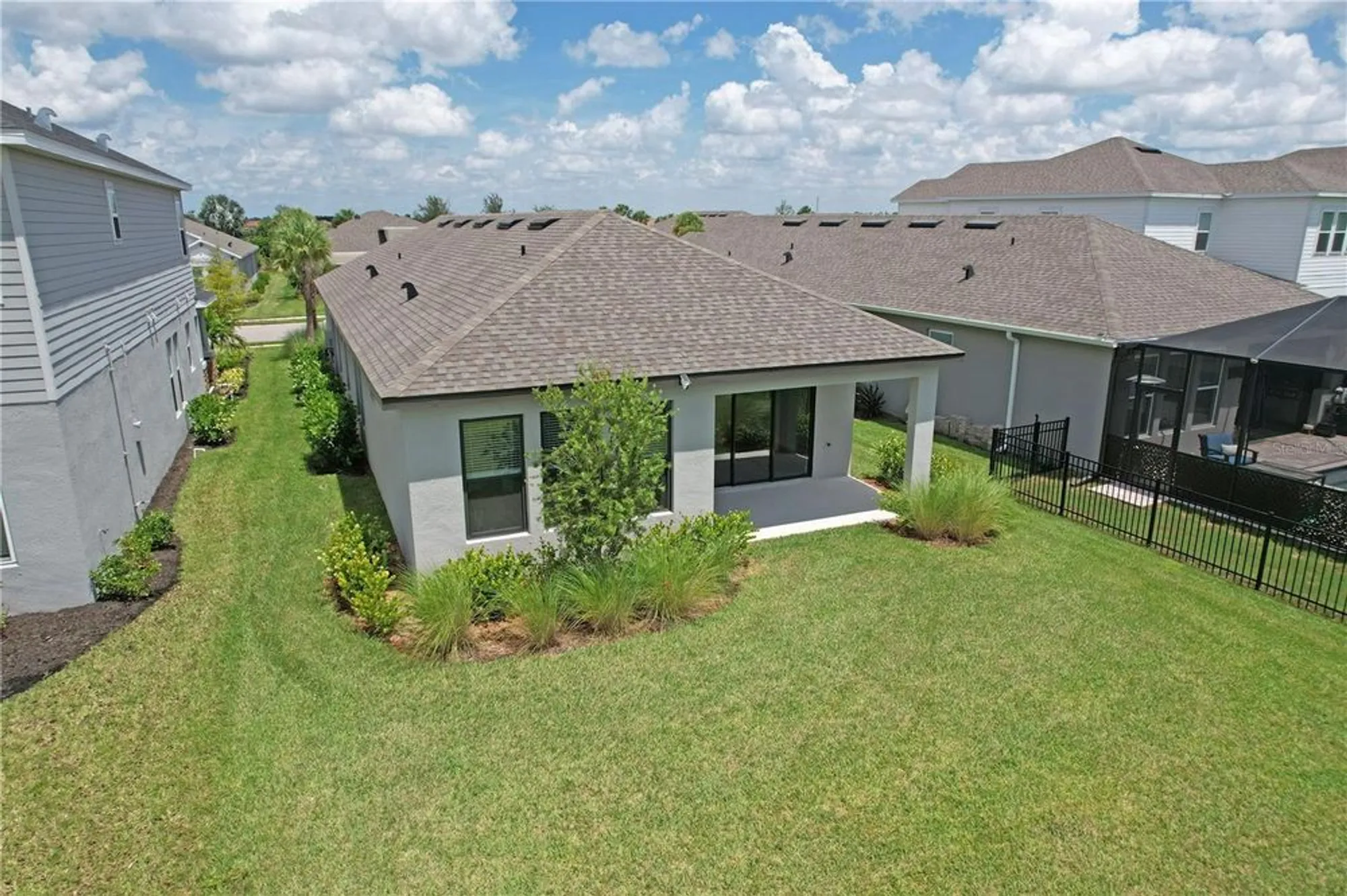 Property Slideshow image 5 of 55 | 4255 pond brook ct, Bradenton, FL, 34211