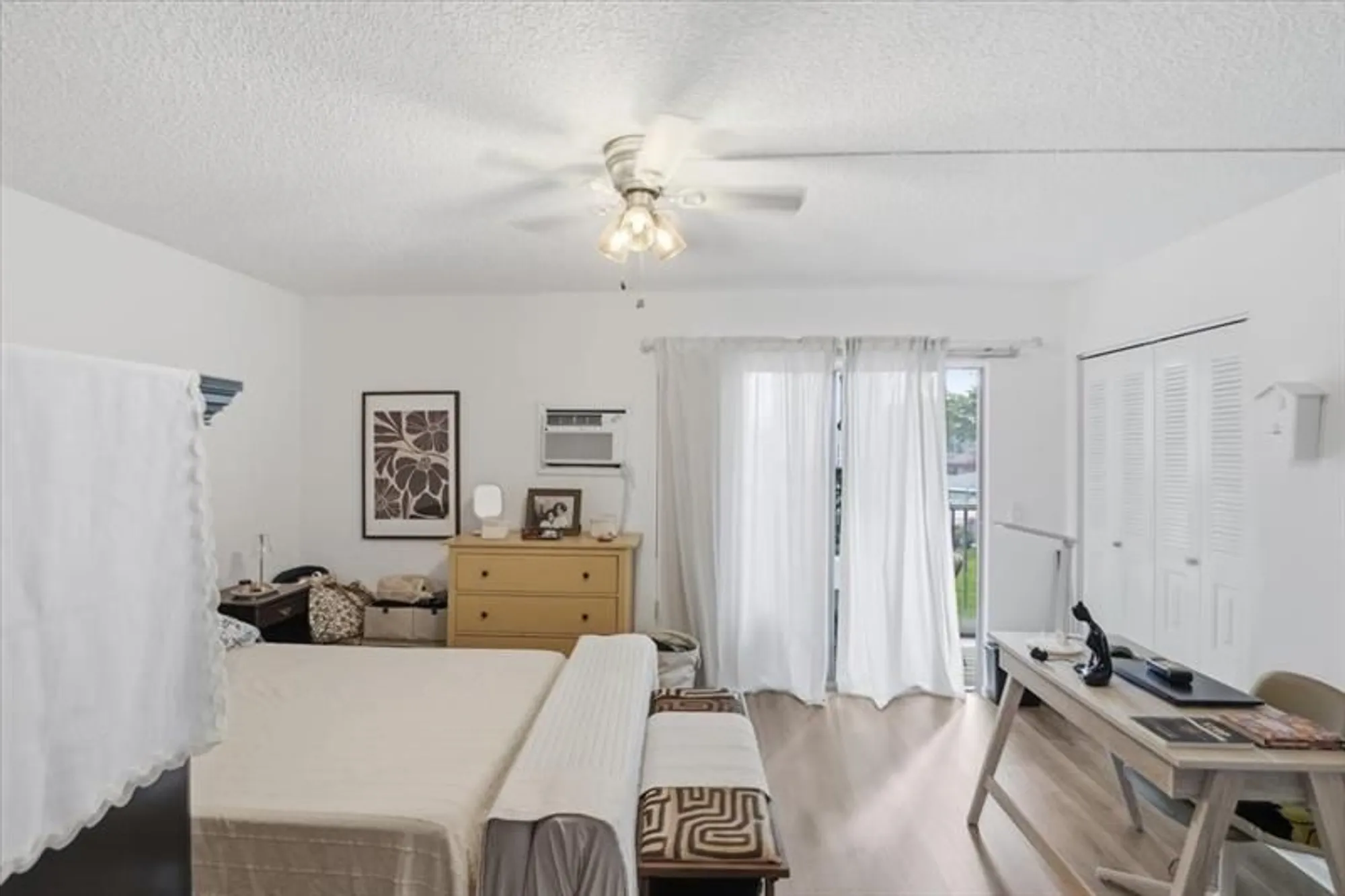 Property Slideshow image 17 of 29 | 13300 sw 1st st o206, Pembroke Pines, FL, 33027