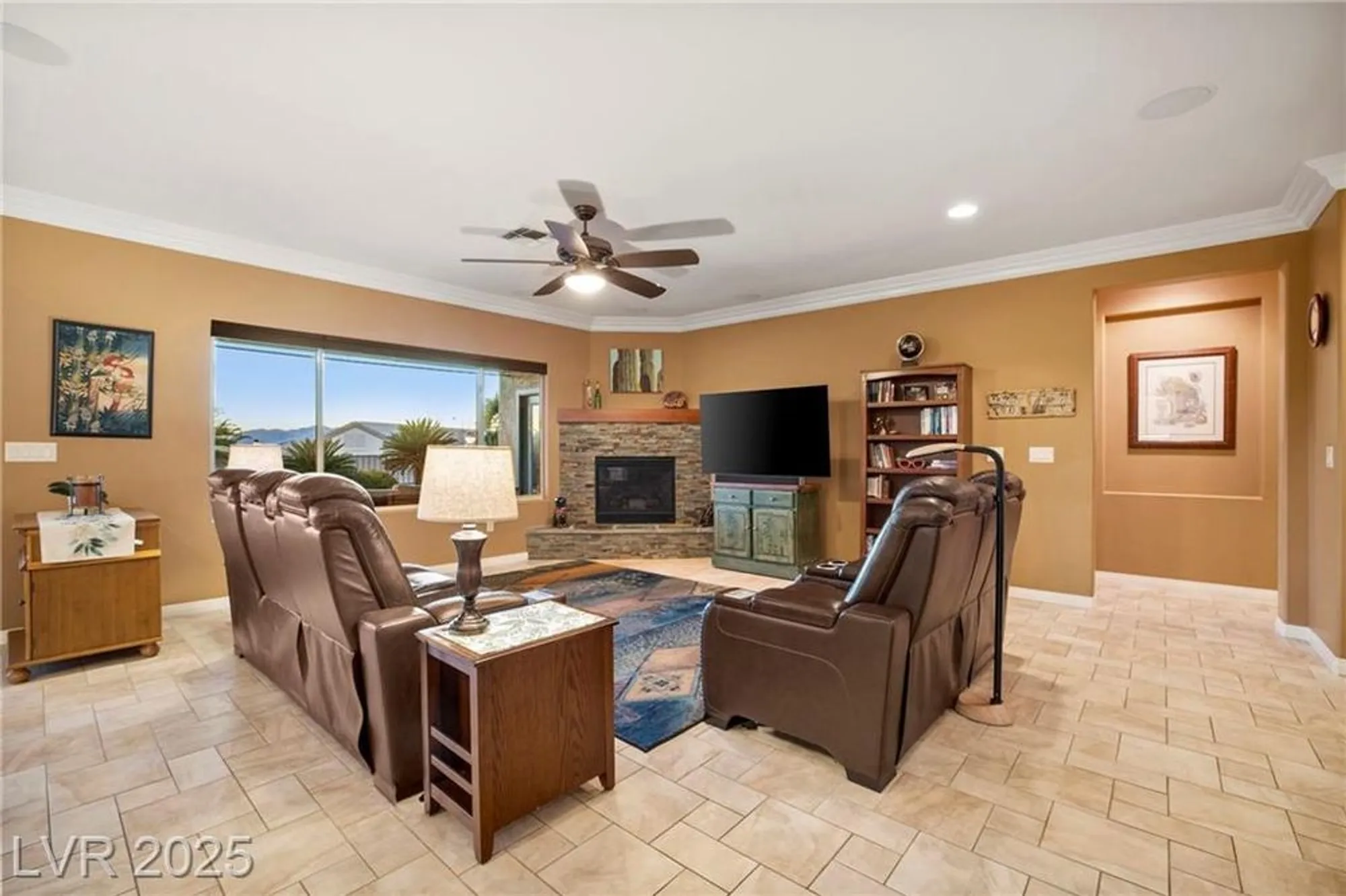 Property Slideshow image 5 of 24 | 2731 goldcreek st, Henderson, NV, 89052