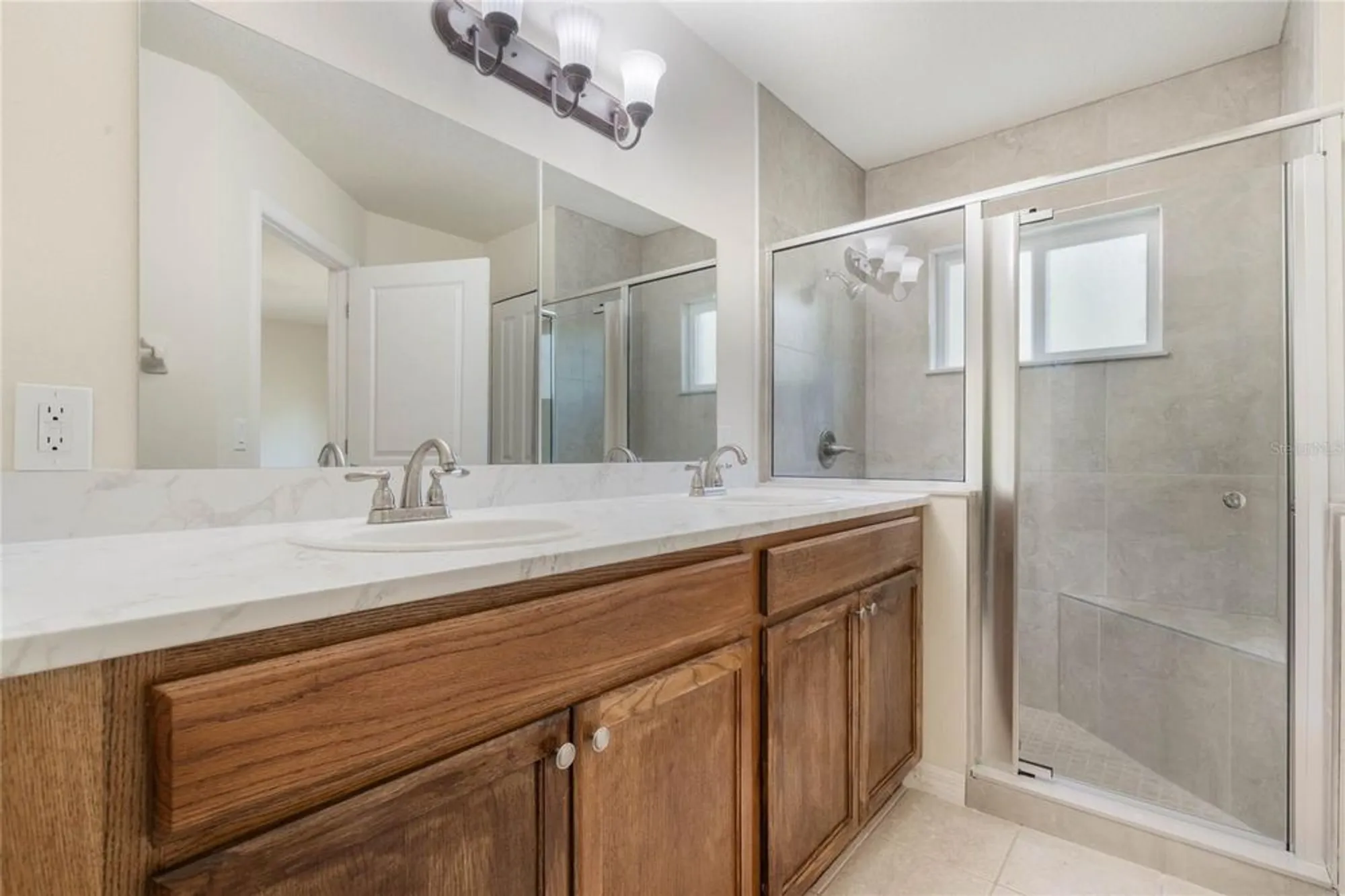 Property Slideshow image 24 of 37 | 24801 cranes roost cir, Leesburg, FL, 34748