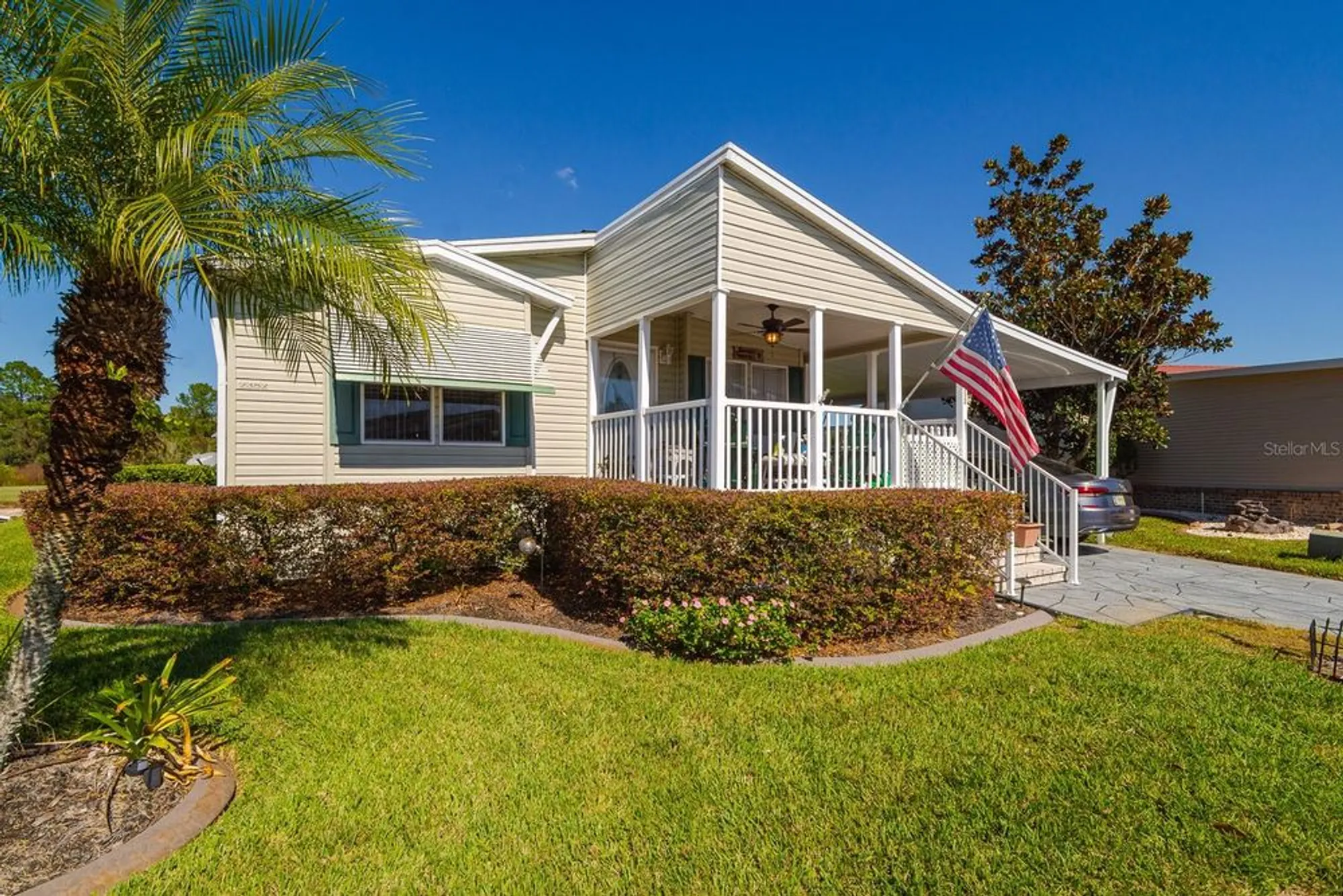 Property Slideshow image 5 of 48 | 2352 peavine cir # 1016, Lakeland, FL, 33810