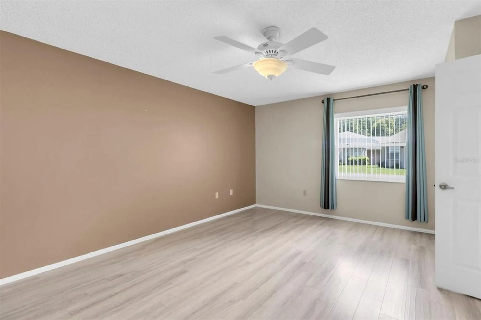 Property Slideshow image 19 of 54 | 4872 boonesboro ct, New Port Richey, FL, 34655