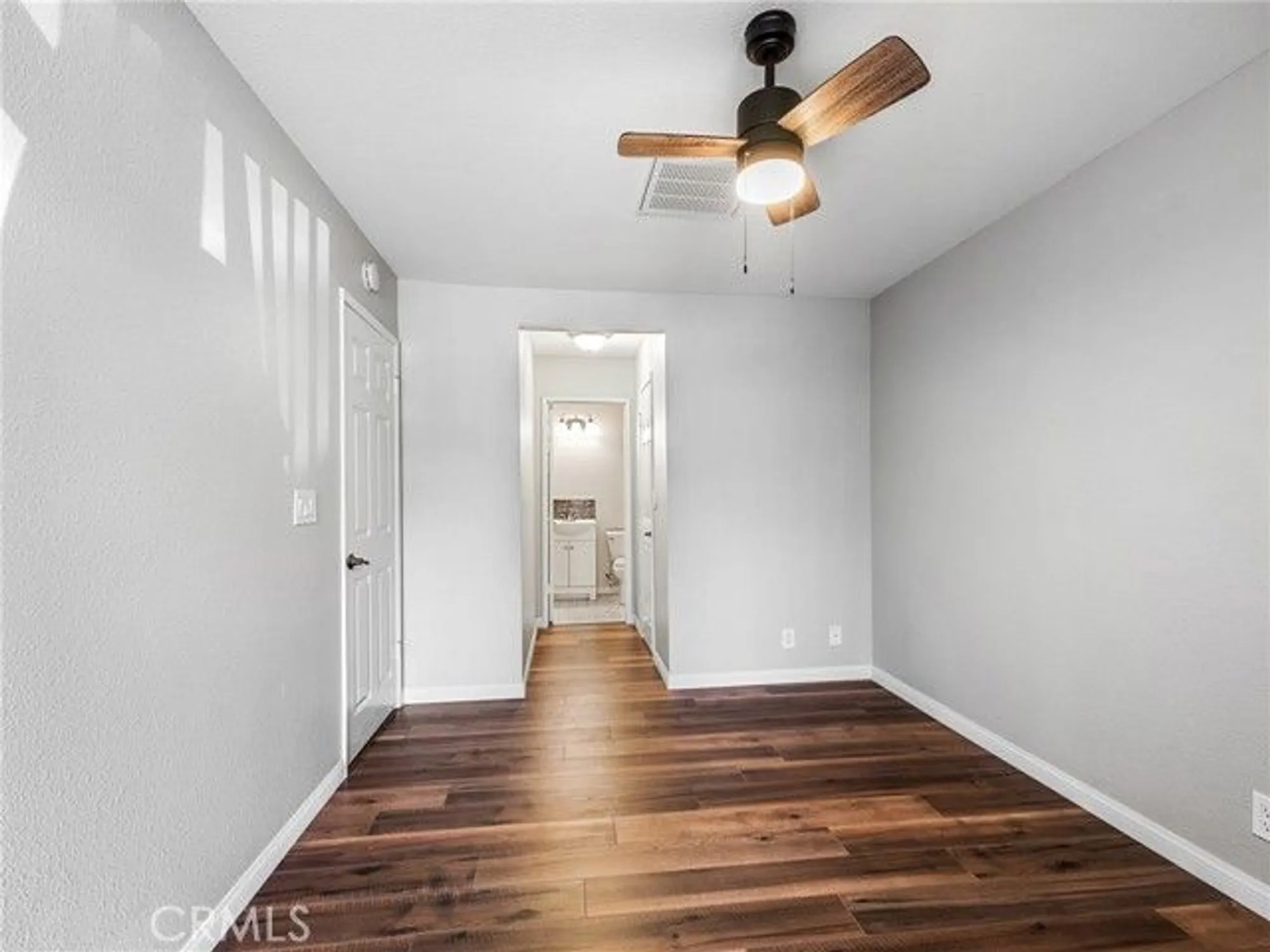 Property Slideshow image 18 of 27 | 19183 elm dr, Apple Valley, CA, 92308