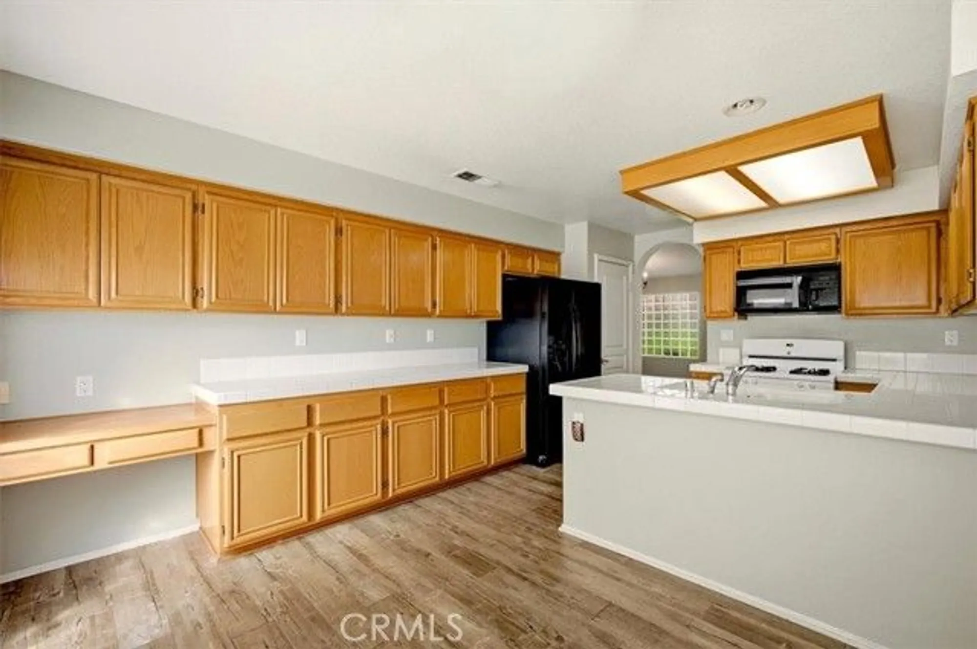 Property Slideshow image 13 of 36 | 19146 oak st, Apple Valley, CA, 92308