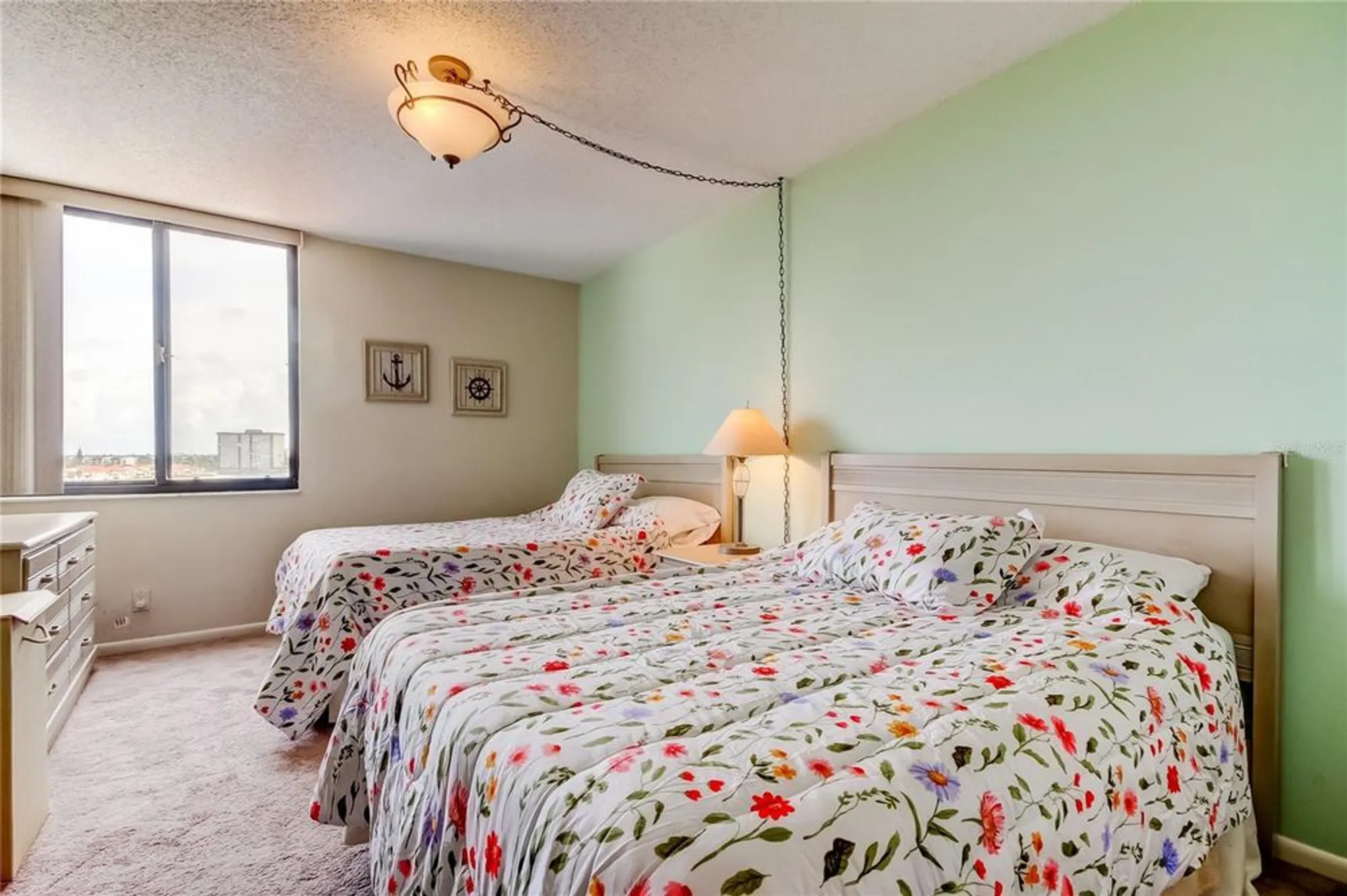 Property Slideshow image 10 of 34 | 6218 palma del mar blvd s apt 606, St Petersburg, FL, 33715