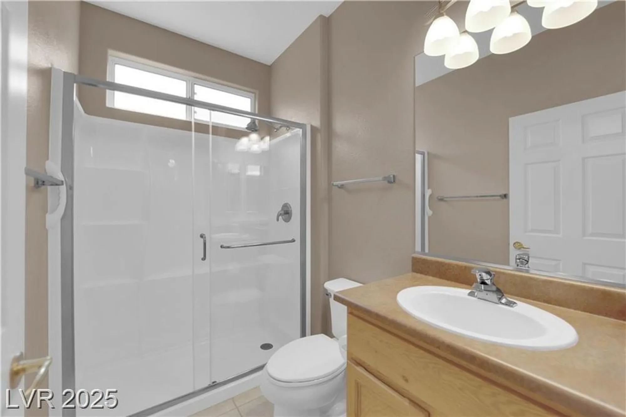 Property Slideshow image 16 of 24 | 2504 libretto ave, Henderson, NV, 89052
