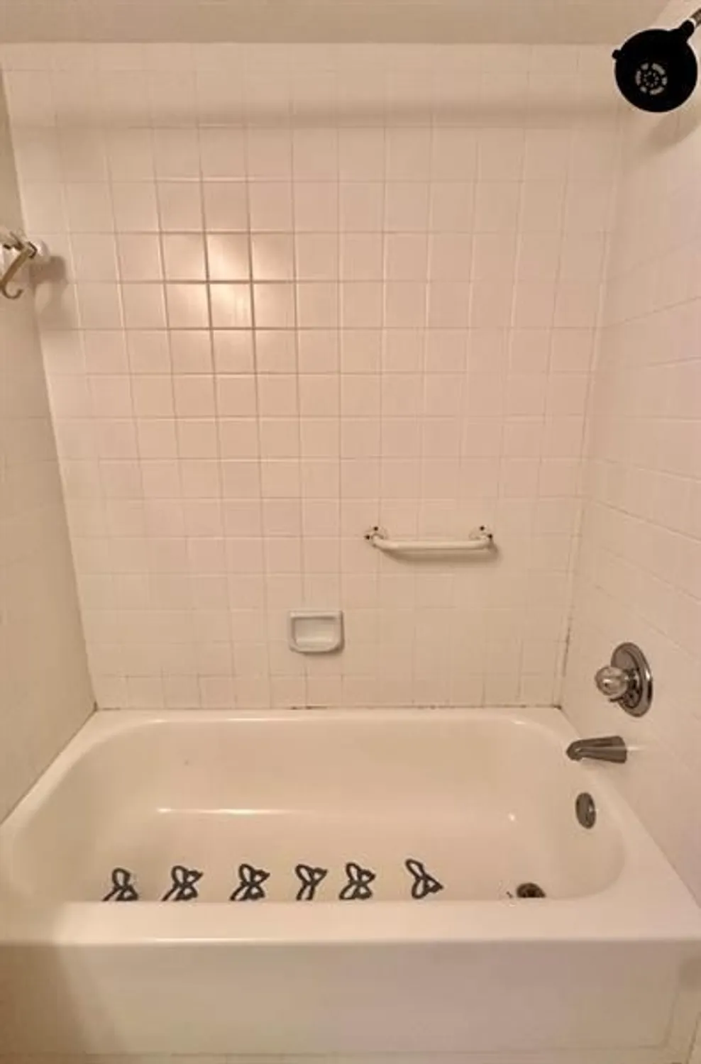 Property Slideshow image 12 of 29 | 6090 n sabal palm blvd 108, Tamarac, FL, 33319