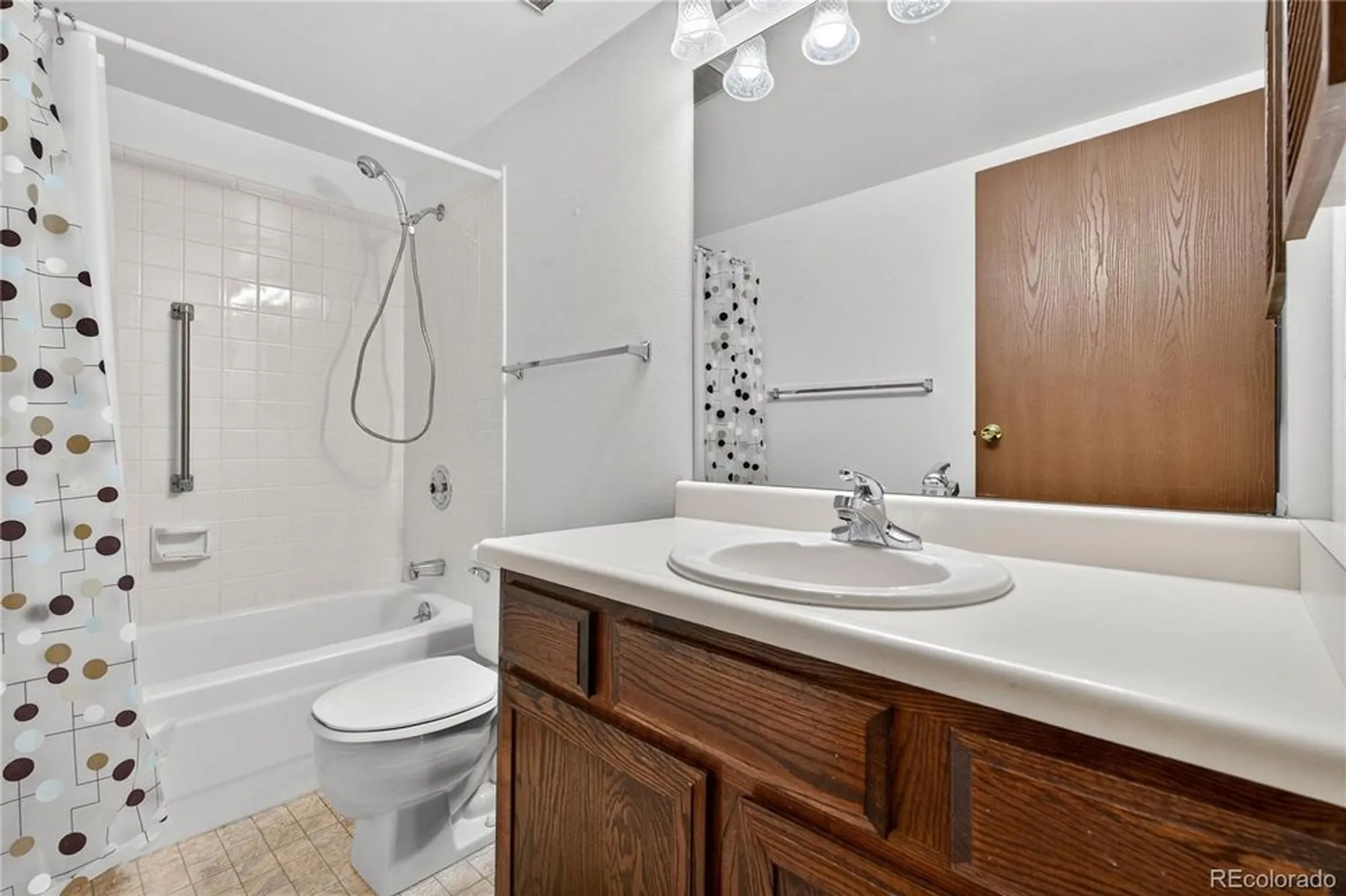 Property Slideshow image 21 of 37 | 13800 e marina dr apt 104, Aurora, CO, 80014