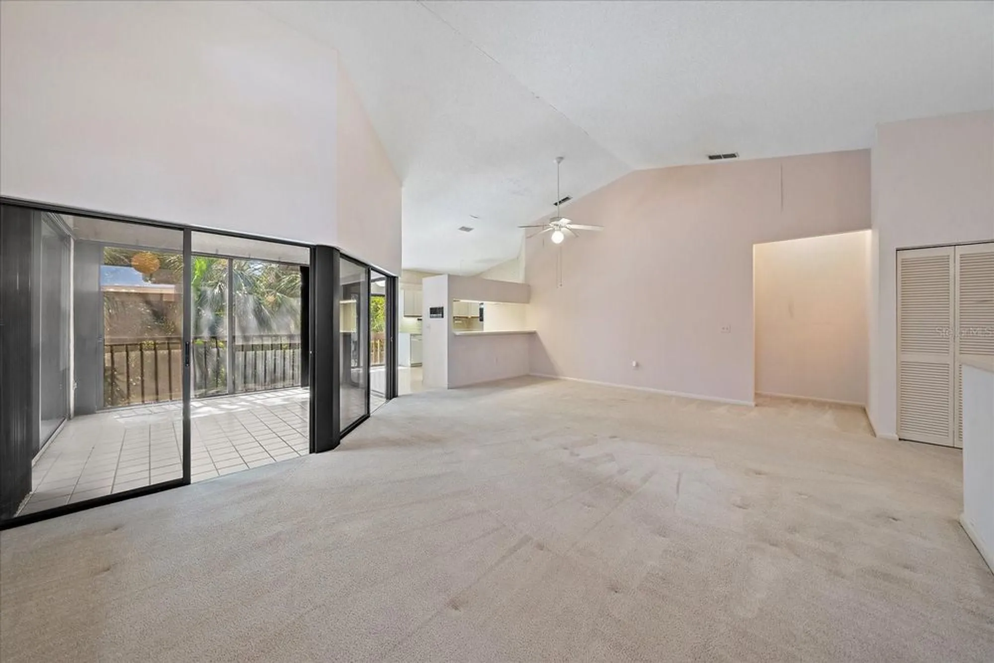 Property Slideshow image 15 of 54 | 1654 starling dr 201, Sarasota, FL, 34231
