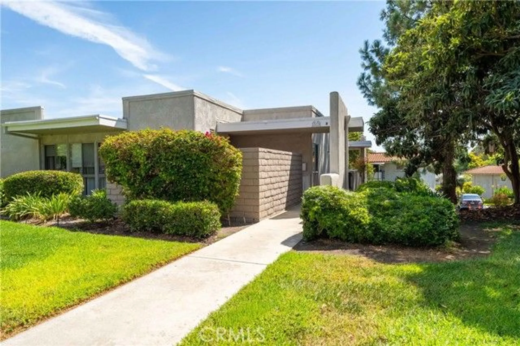 Property Slideshow image 4 of 22 | 2267 via puerta d, Laguna Woods, CA, 92637