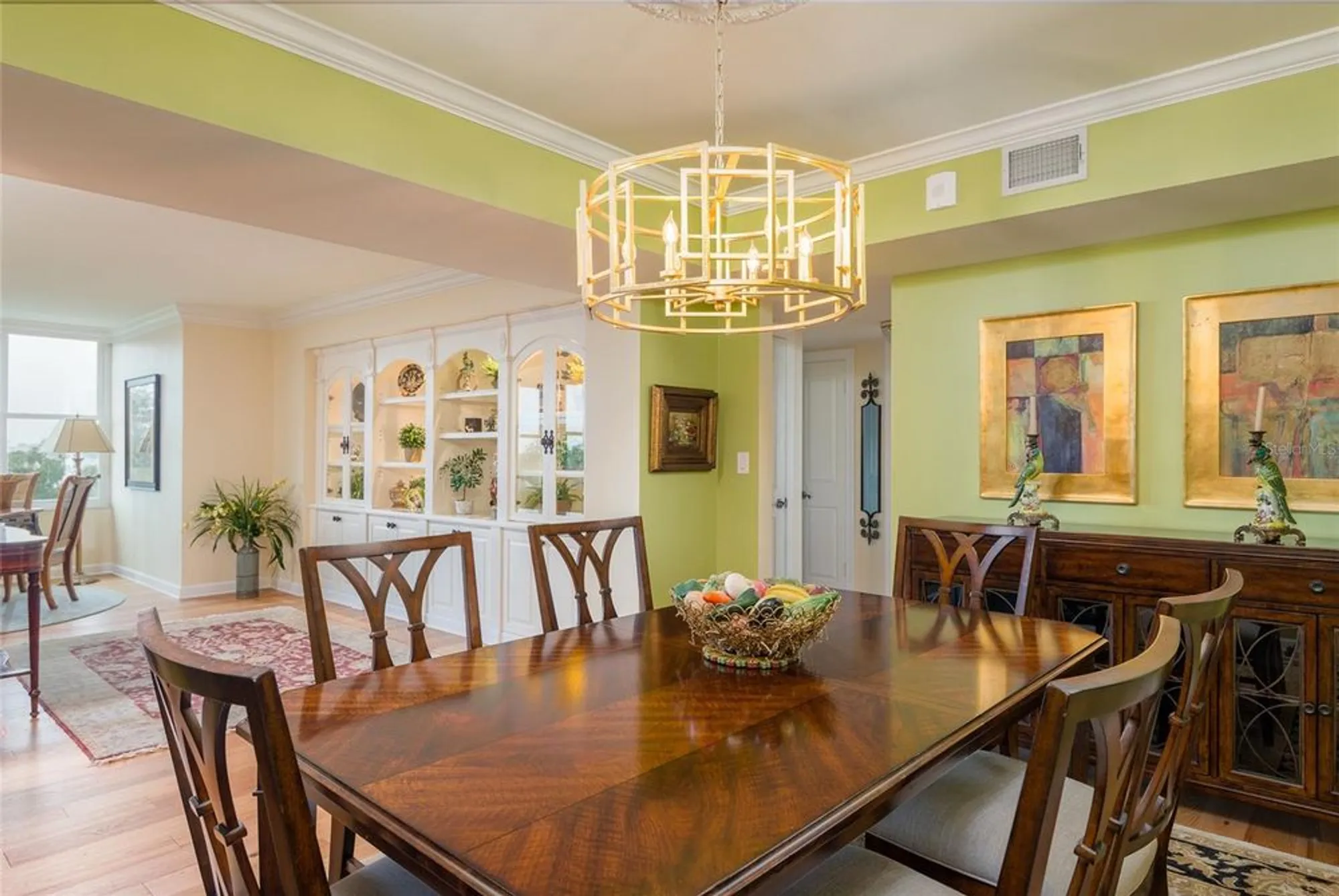Property Slideshow image 10 of 37 | 2407 s ardson pl unit 601, Tampa, FL, 33629