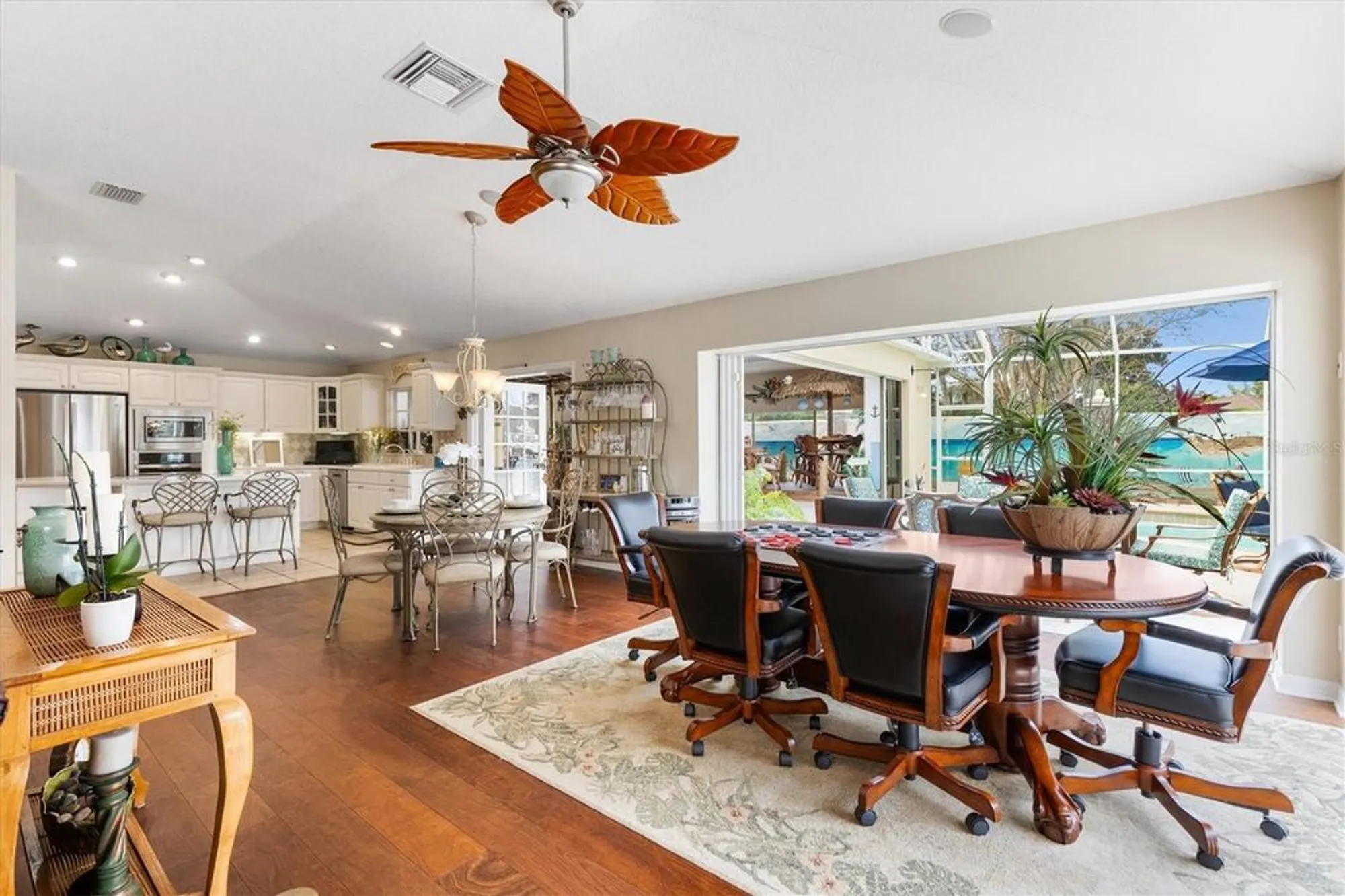 Property Slideshow image 13 of 68 | 17339 se 84th foxgrove ave, The Villages, FL, 32162