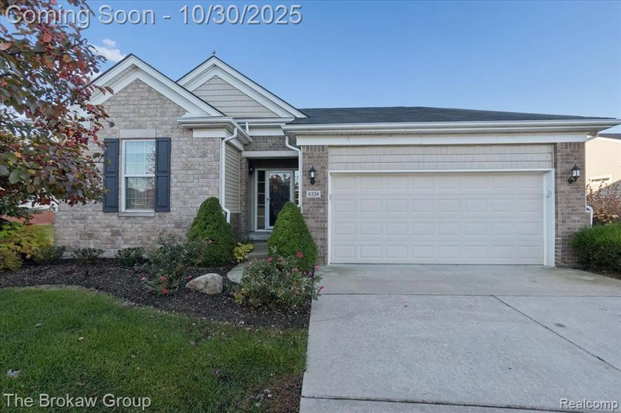 Property Slideshow image 5 of 49 | 6334 prairie dunes dr, Grand Blanc, MI, 48439