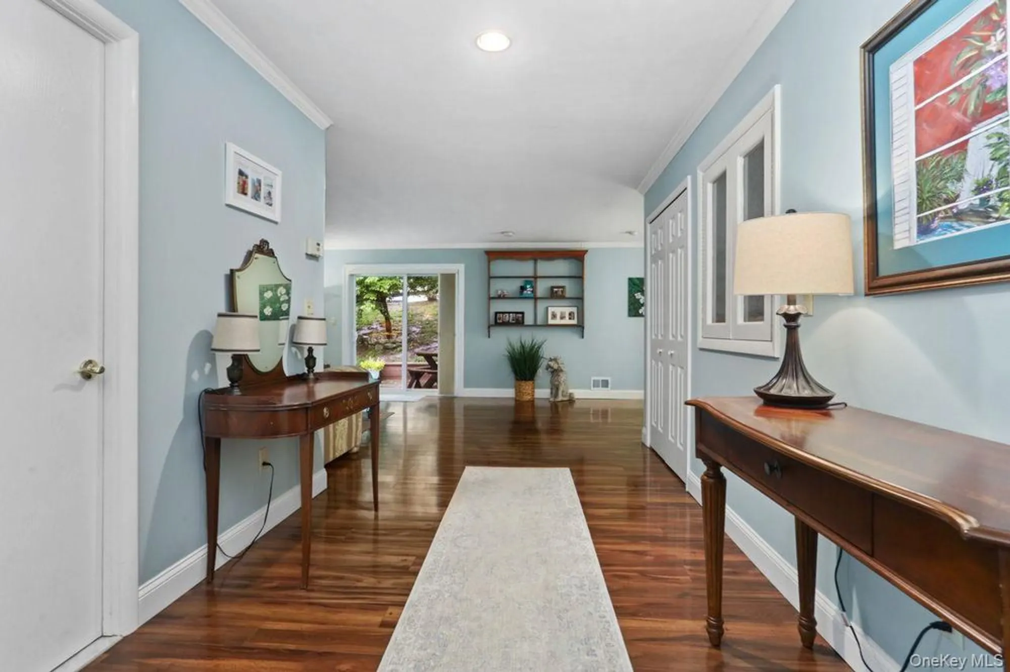 Property Slideshow image 4 of 35 | 141 flintlock way b, Yorktown Heights, NY, 10598