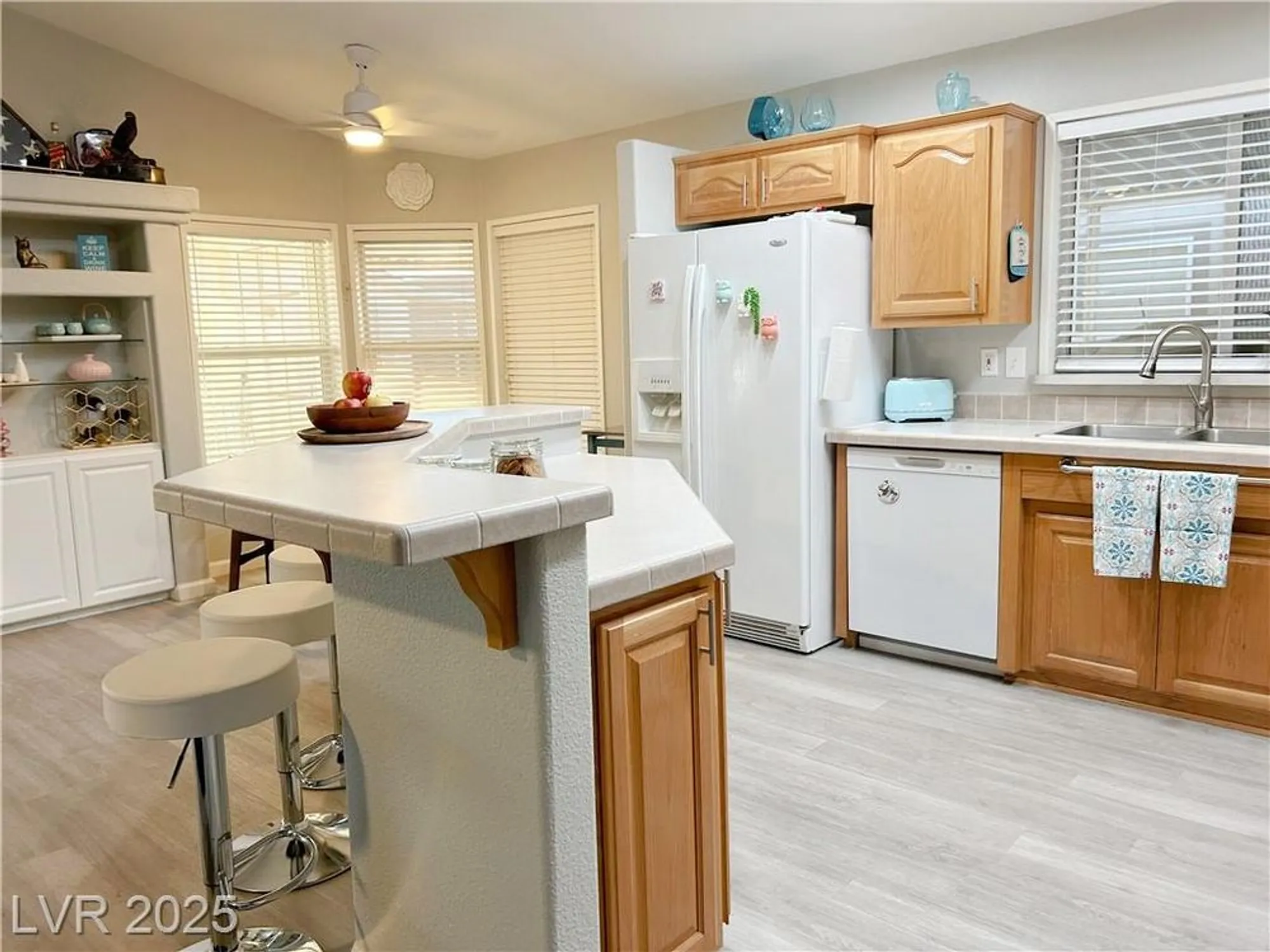 Property Slideshow image 13 of 40 | 410 bel air ave, Pahrump, NV, 89048