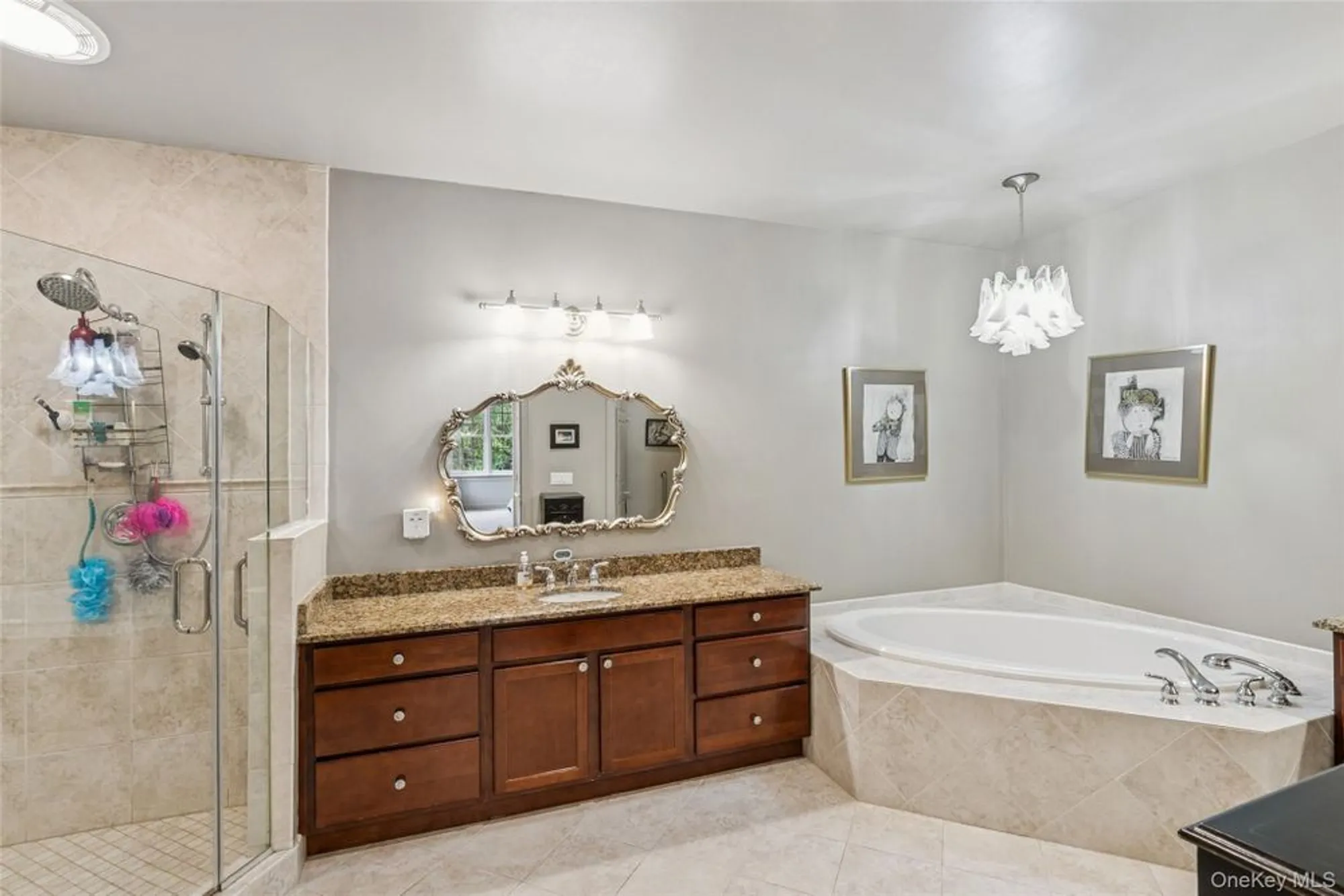 Property Slideshow image 27 of 31 | 382 altessa blvd, Melville, NY, 11747
