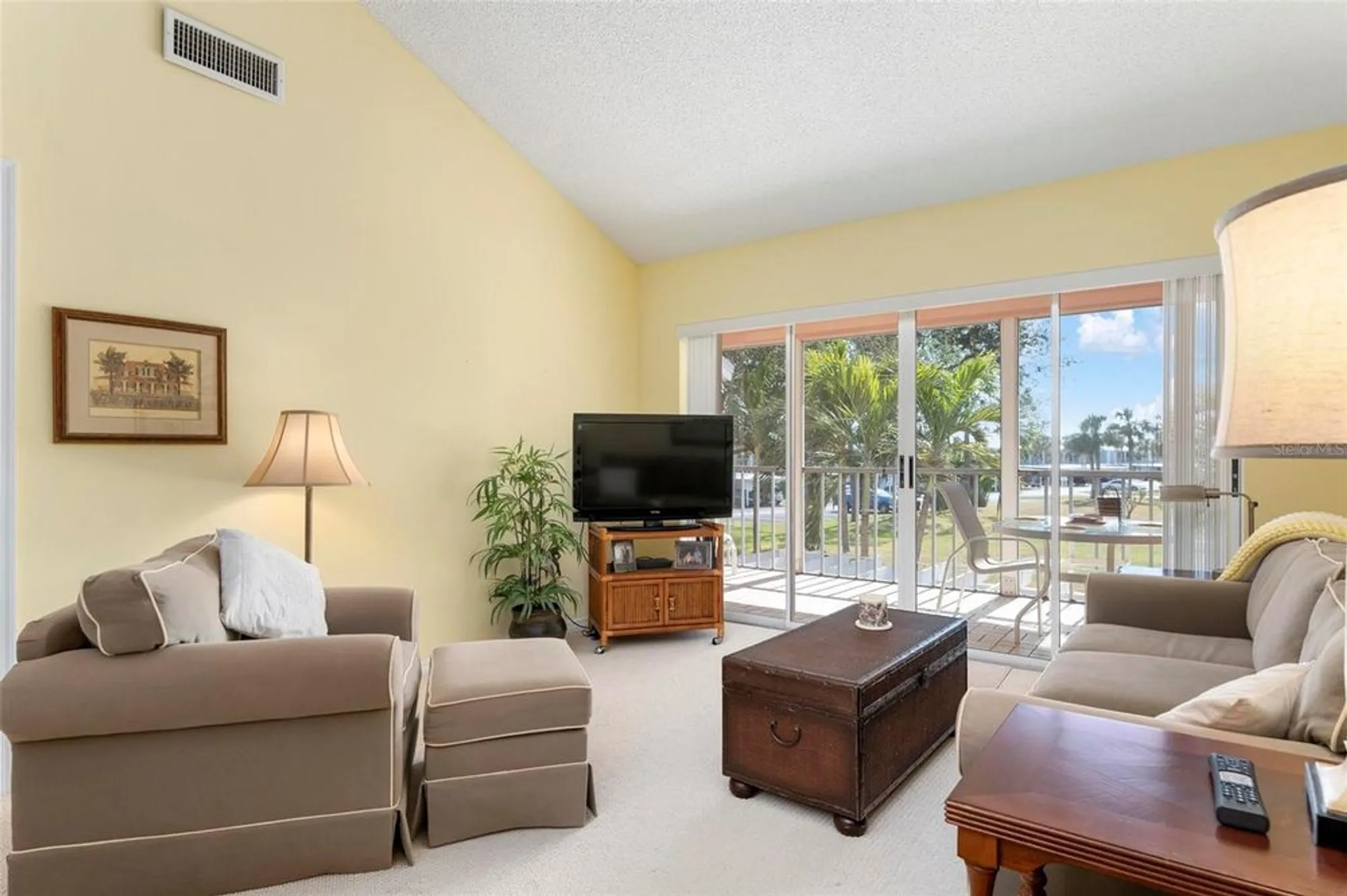 Property Slideshow image 6 of 68 | 458 cerromar rd 483, Venice, FL, 34293