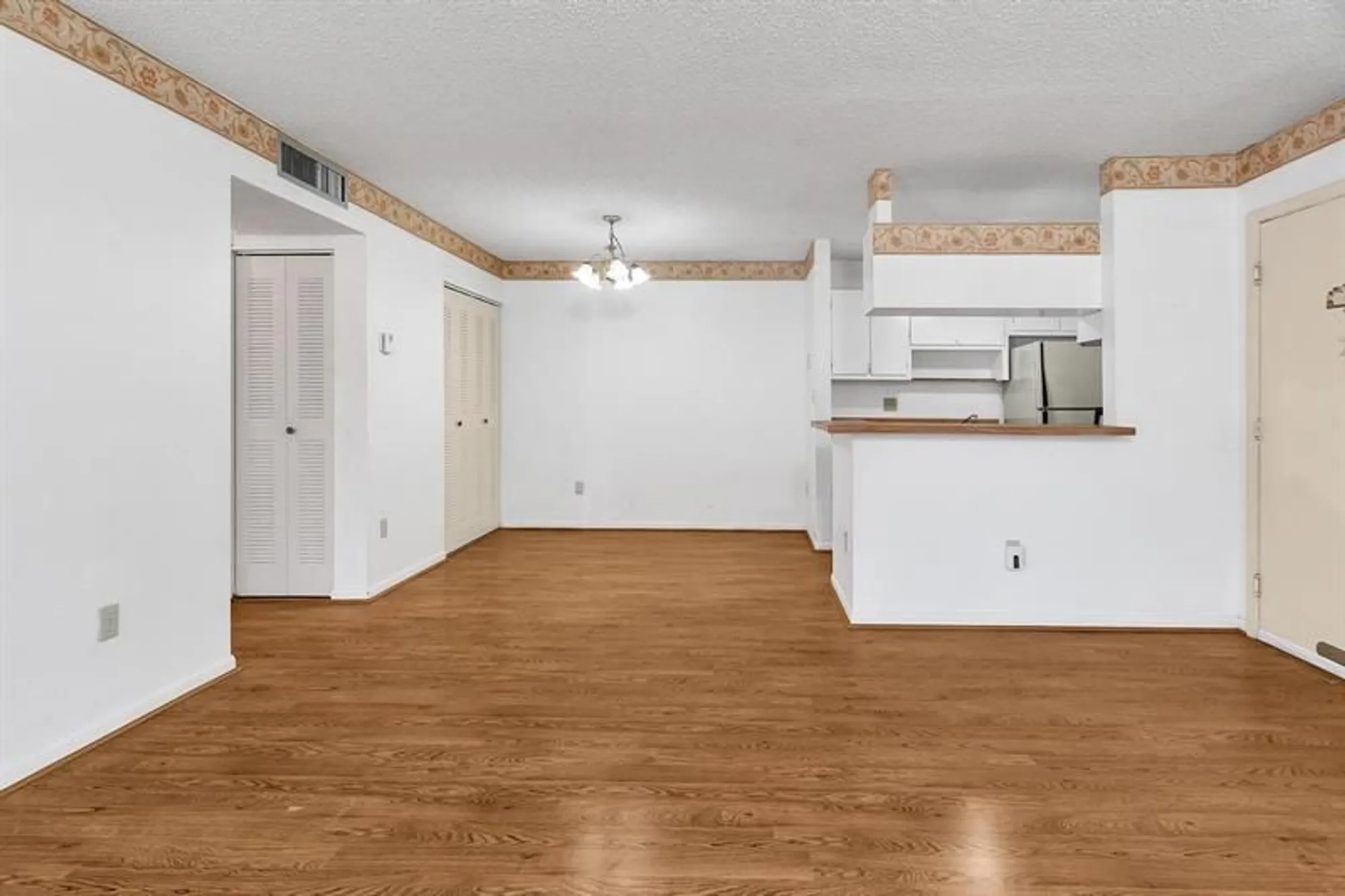 Property Slideshow image 9 of 34 | 7717 ashmont cr 109, Tamarac, FL, 33321