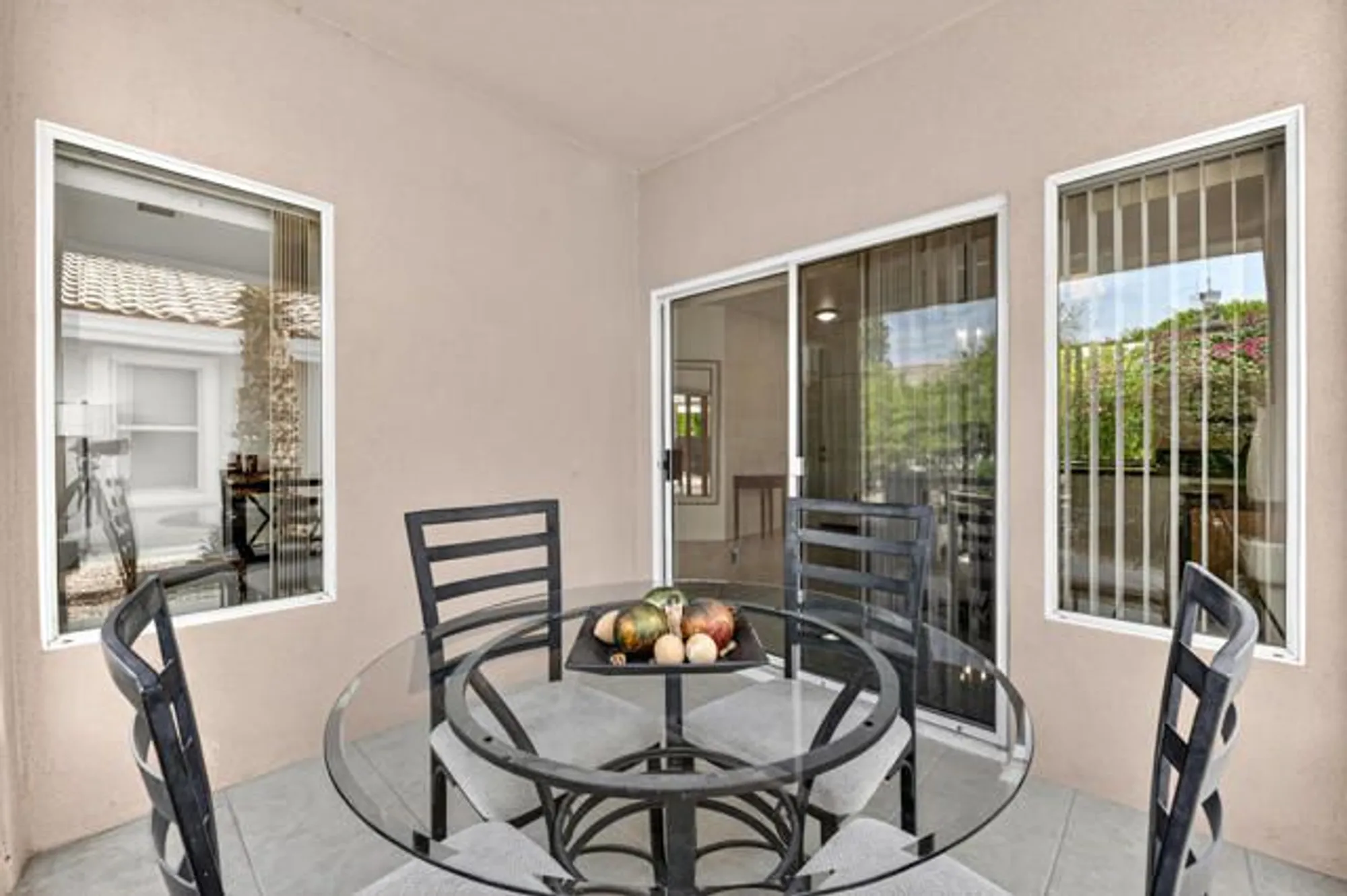 Property Slideshow image 25 of 40 | 78350 prairie flower dr, Palm Desert, CA, 92211