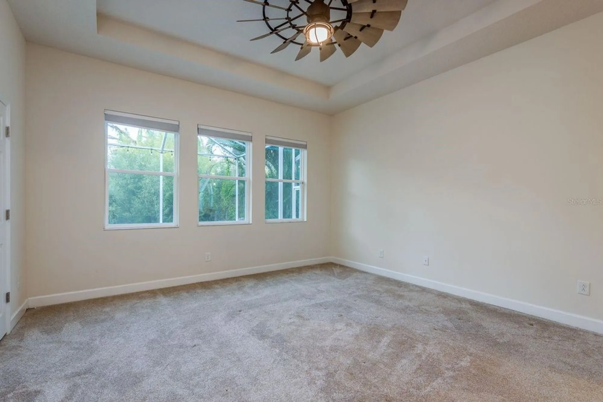 Property Slideshow image 15 of 43 | 5116 coastal scene dr, Apollo Beach, FL, 33572