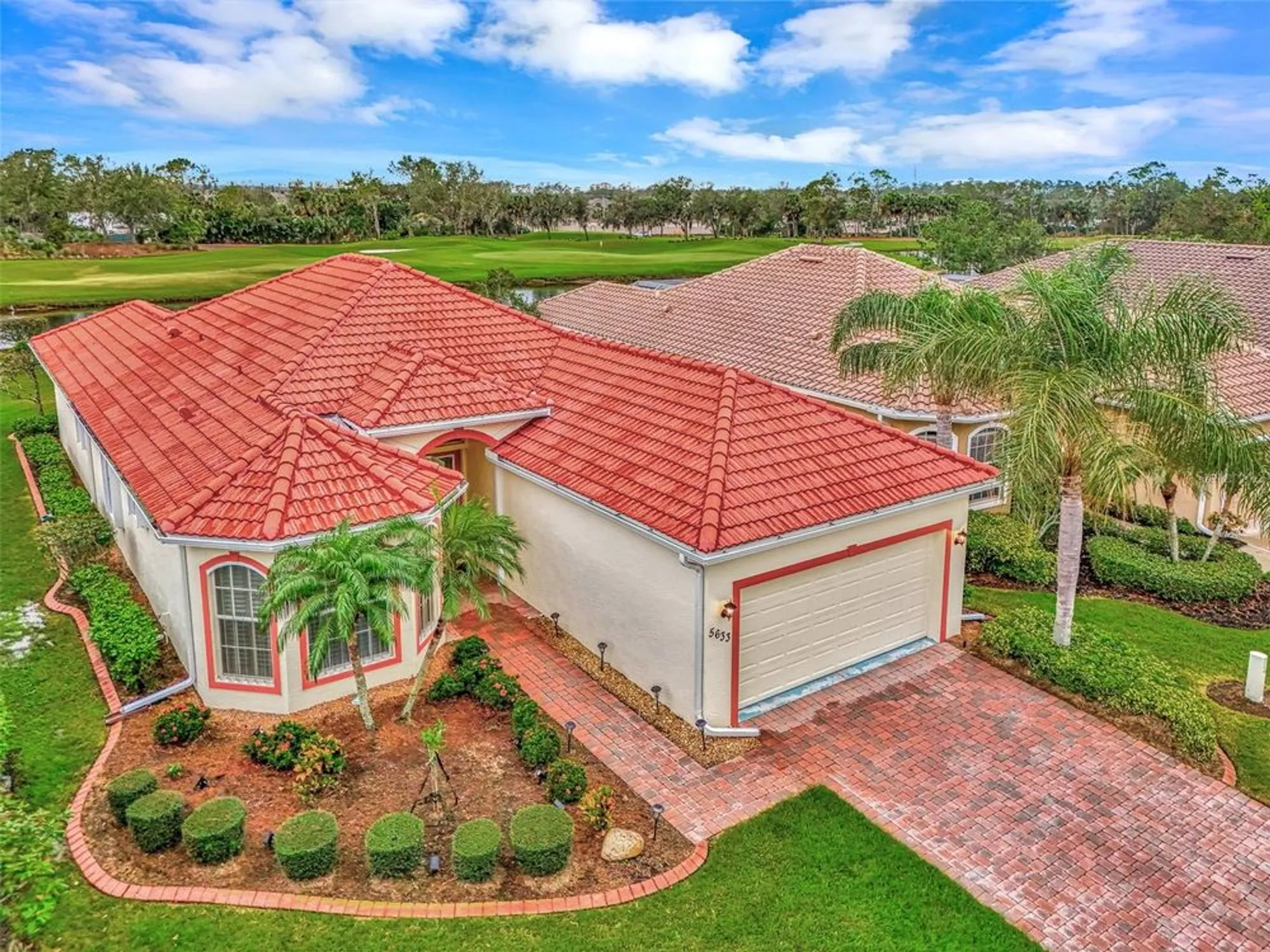 Property Slideshow image 6 of 55 | 5633 whispering oaks dr, North Port, FL, 34287