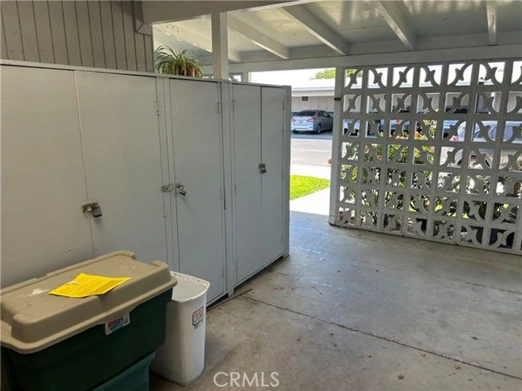 Property Slideshow image 9 of 10 | 1660 monterey rd, Seal Beach, CA, 90740