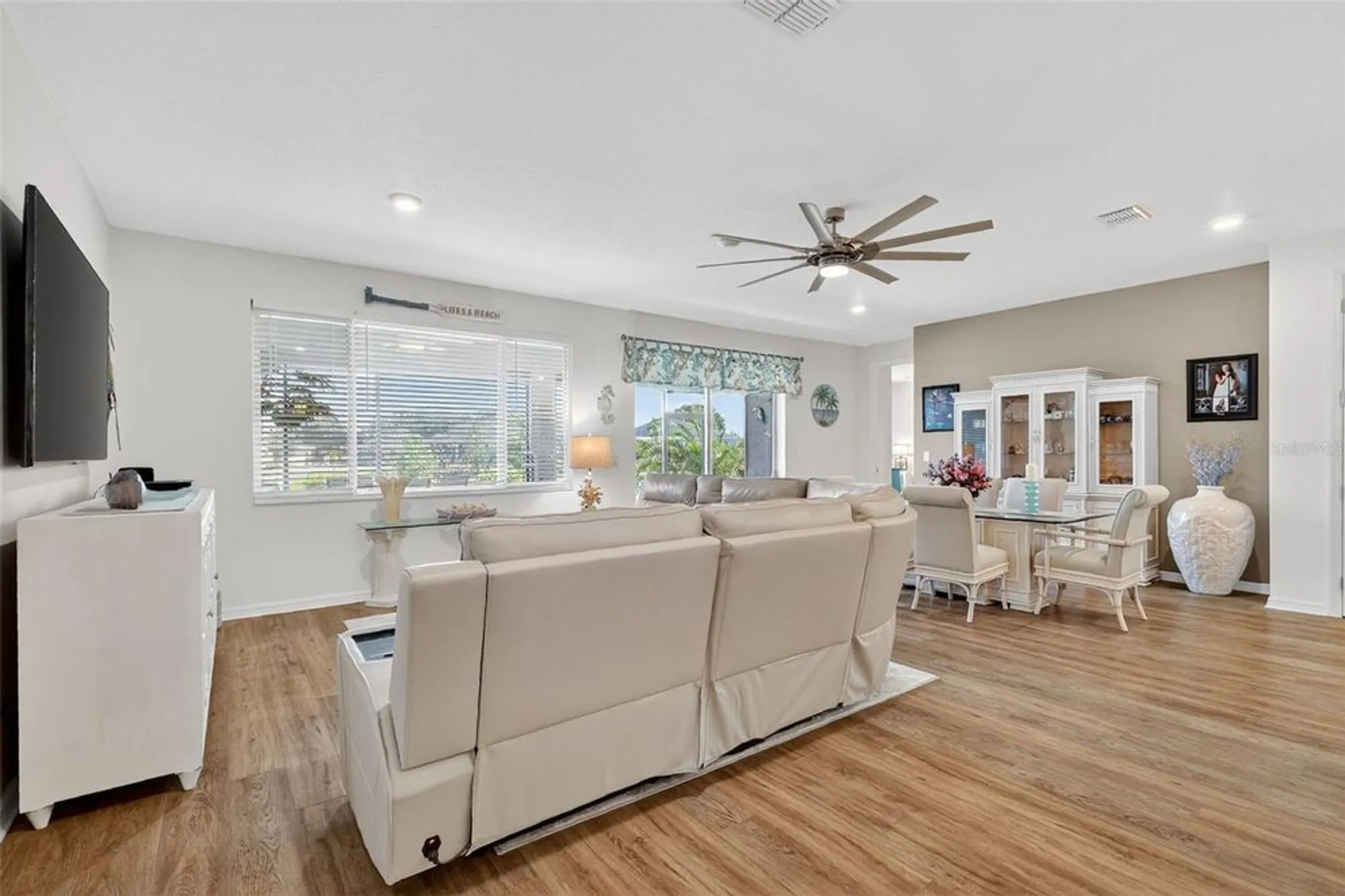 Property Slideshow image 15 of 60 | 8773 sw 103rd cir, Ocala, FL, 34481