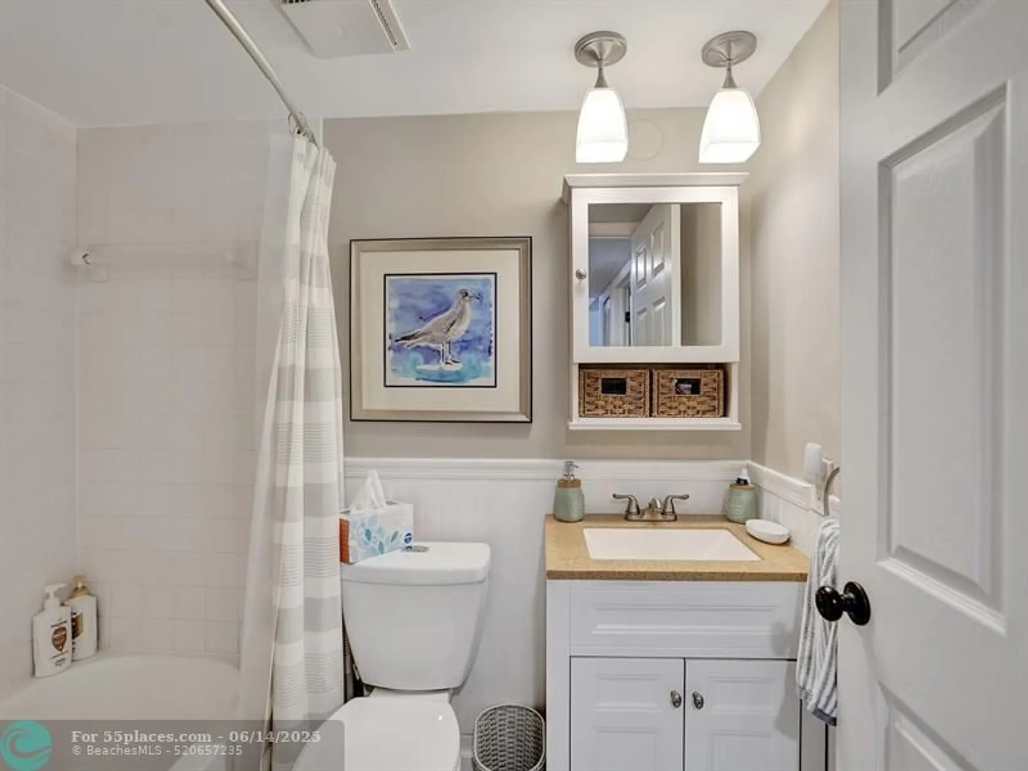 Property Slideshow image 24 of 43 | 6080 n sabal palm blvd 305, Tamarac, FL, 33319