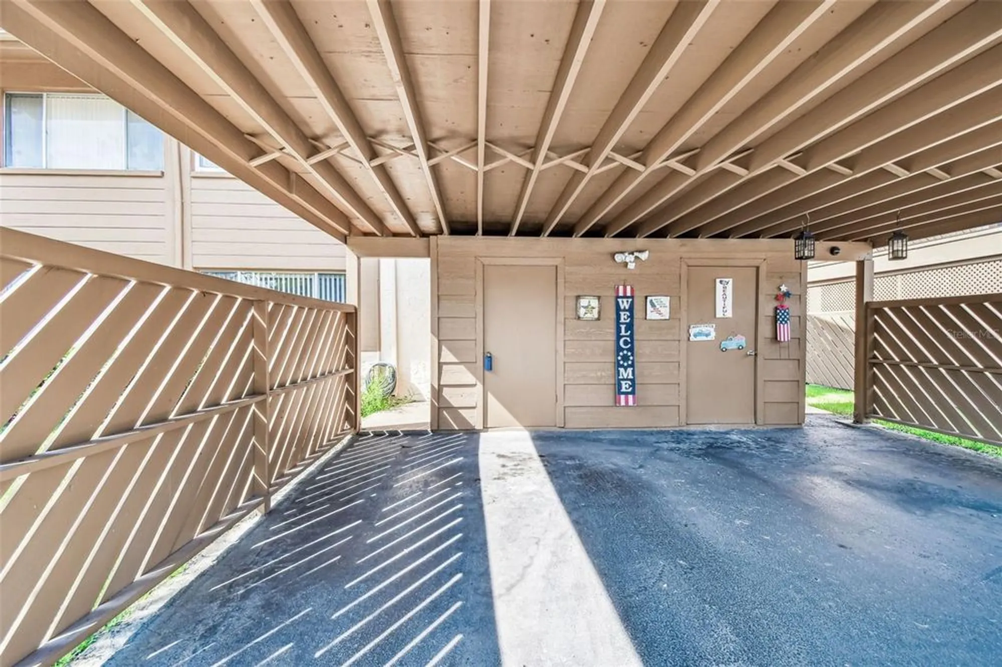 Property Slideshow image 27 of 41 | 4423 pelorus dr b, New Port Richey, FL, 34652