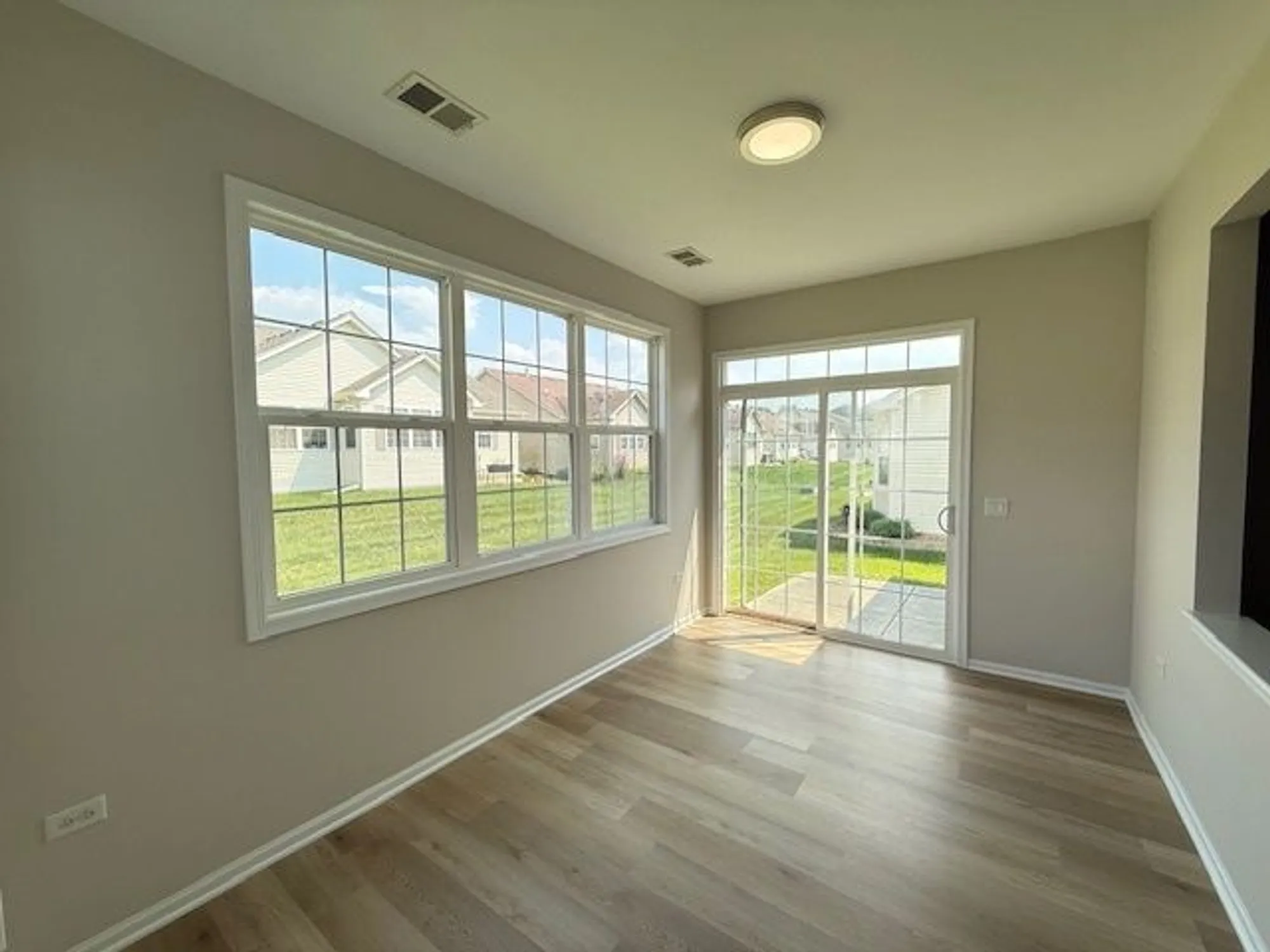 Property Slideshow image 6 of 12 | 17113 manitoba, Lockport, IL, 60441