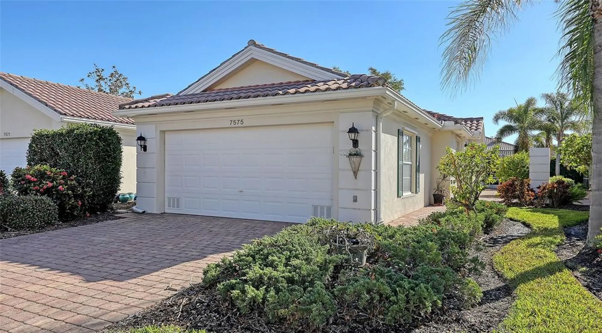 Property Slideshow image 1 of 93 | 7575 quinto dr, Sarasota, FL, 34238