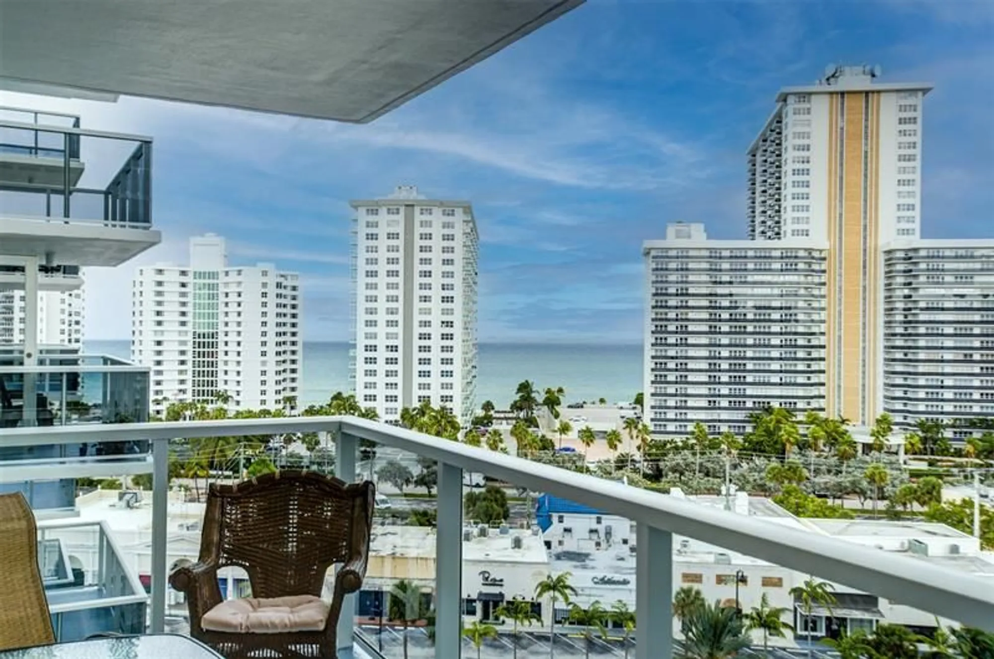 Property Slideshow image 7 of 24 | 3300 ne 36th st 1011, Fort Lauderdale, FL, 33308