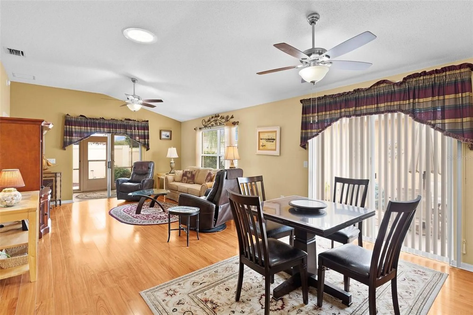 Property Slideshow image 11 of 36 | 1537 barnwell pl, The Villages, FL, 32162