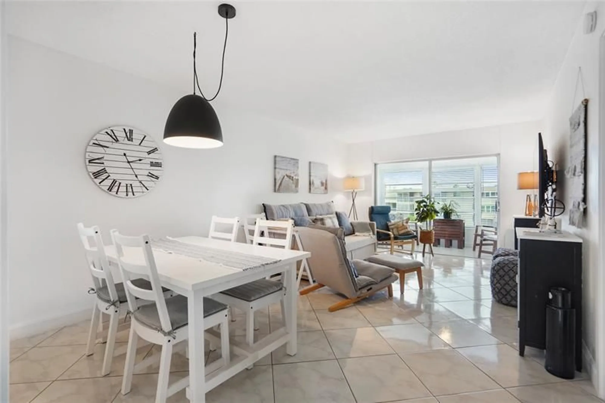 Property Slideshow image 13 of 24 | 3051 nw 46th ave 407, Lauderdale Lakes, FL, 33313