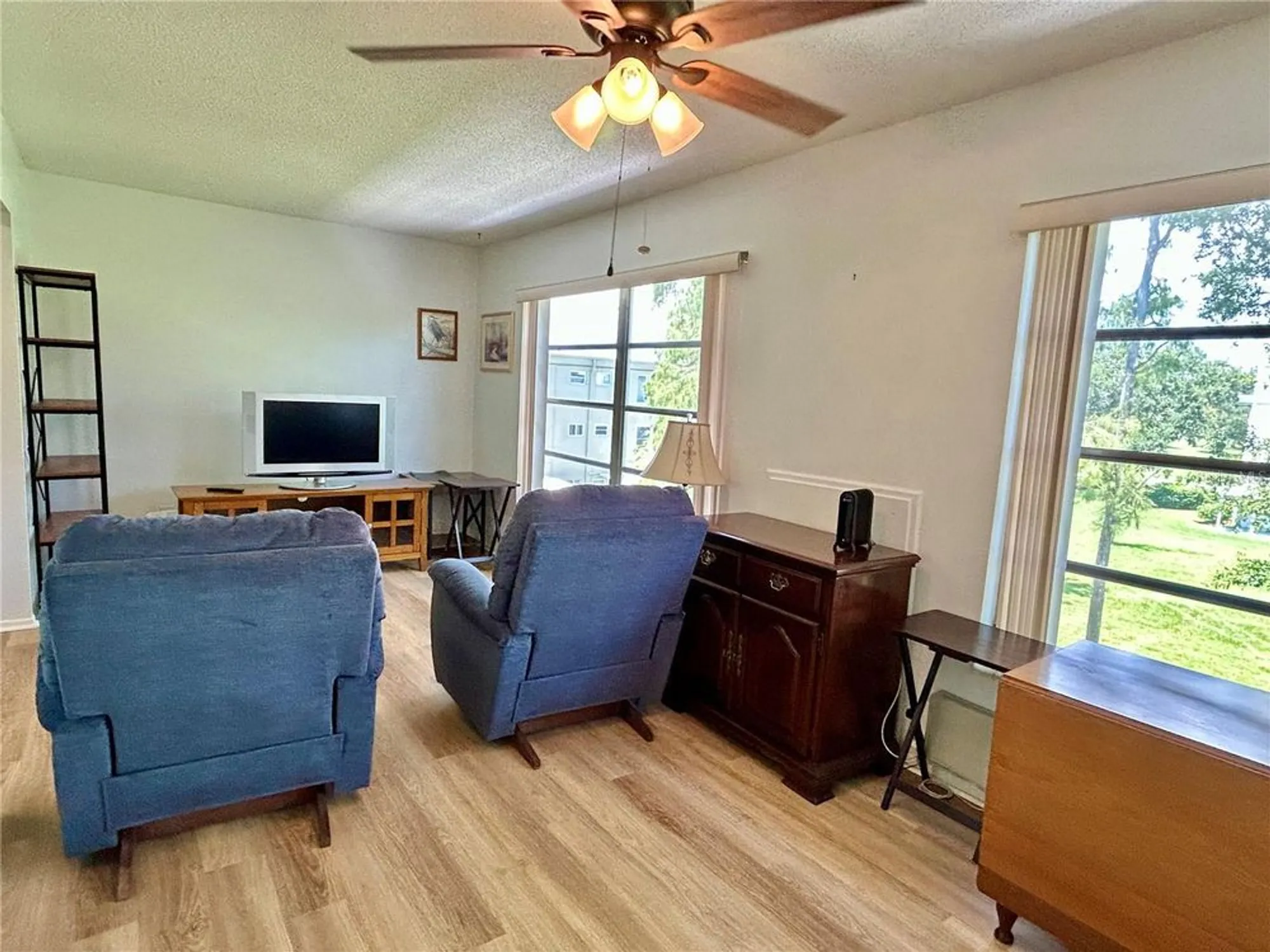 Property Slideshow image 17 of 50 | 2426 ecuadorian way 58, Clearwater, FL, 33763