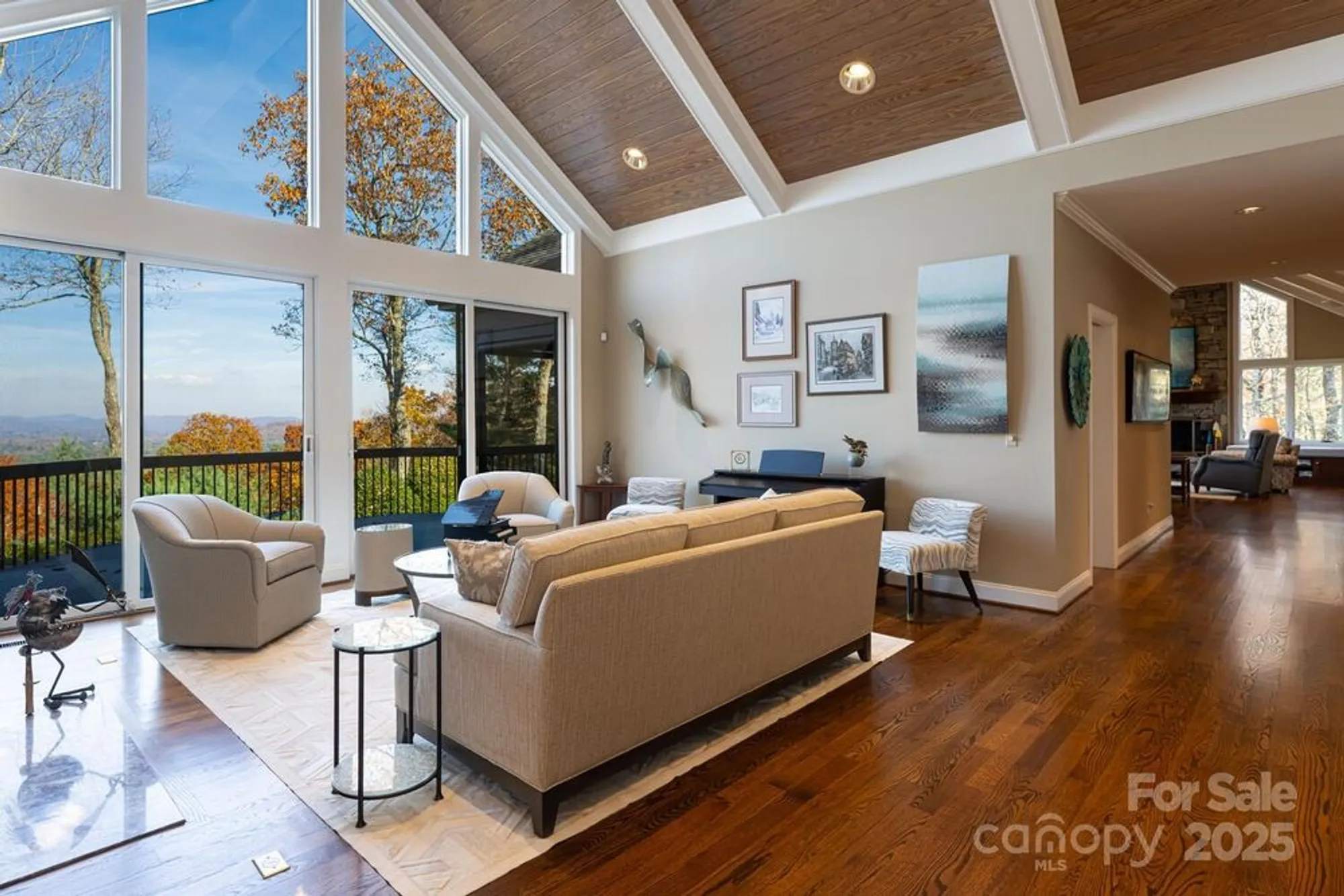 Property Slideshow image 20 of 48 | 106 woodglen ct, Flat Rock, NC, 28731