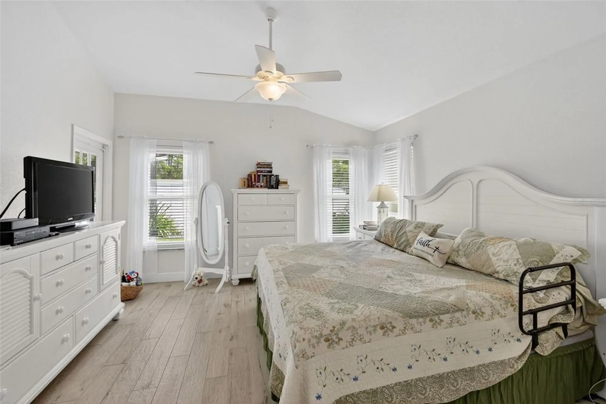 Property Slideshow image 35 of 75 | 2070 king tarpon dr, Punta Gorda, FL, 33955